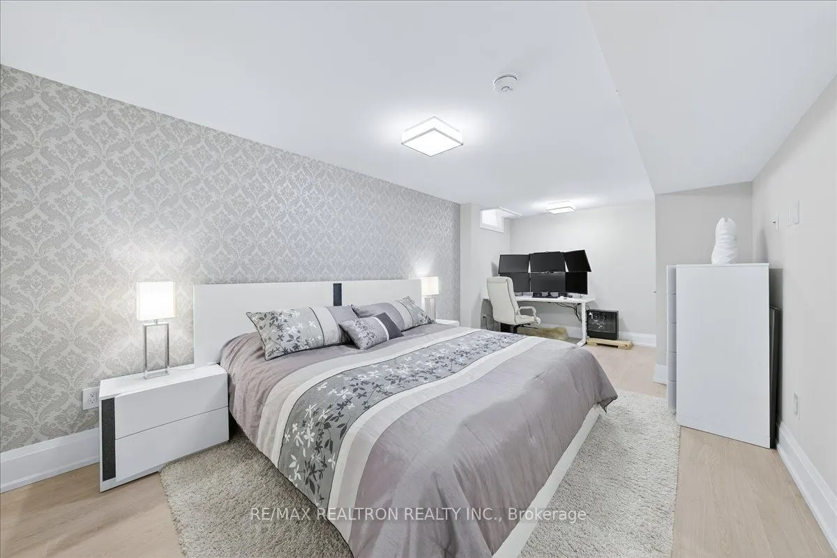 25 Riverhill Drive