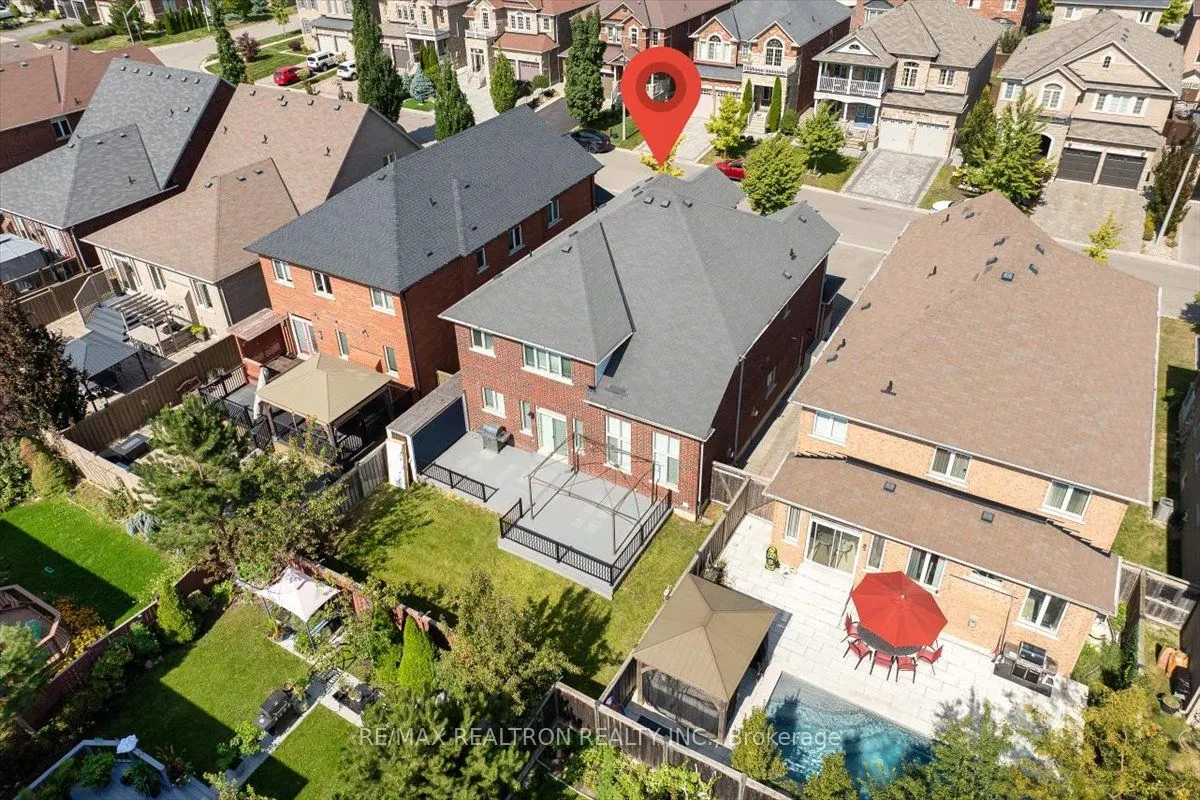 25 Riverhill Drive