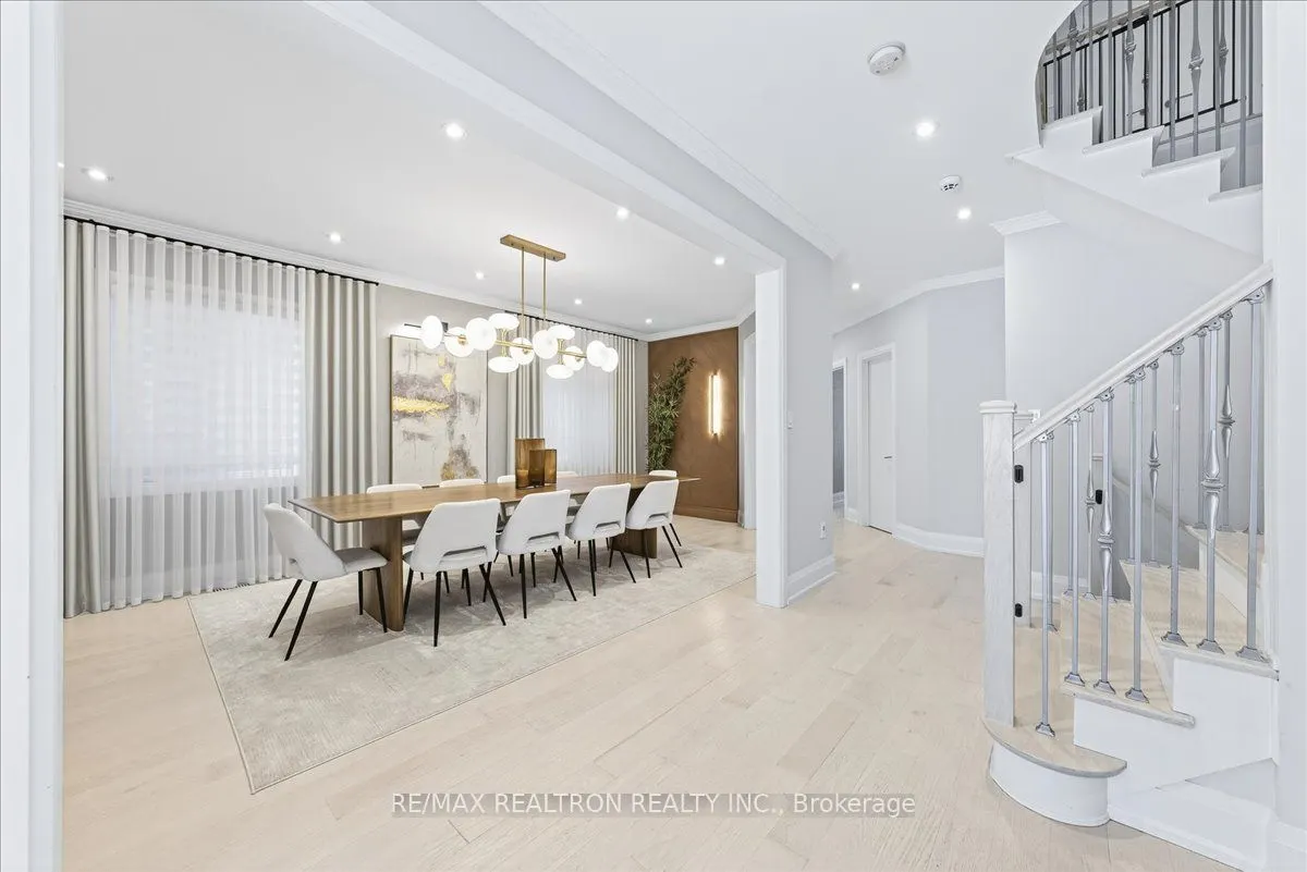 25 Riverhill Drive