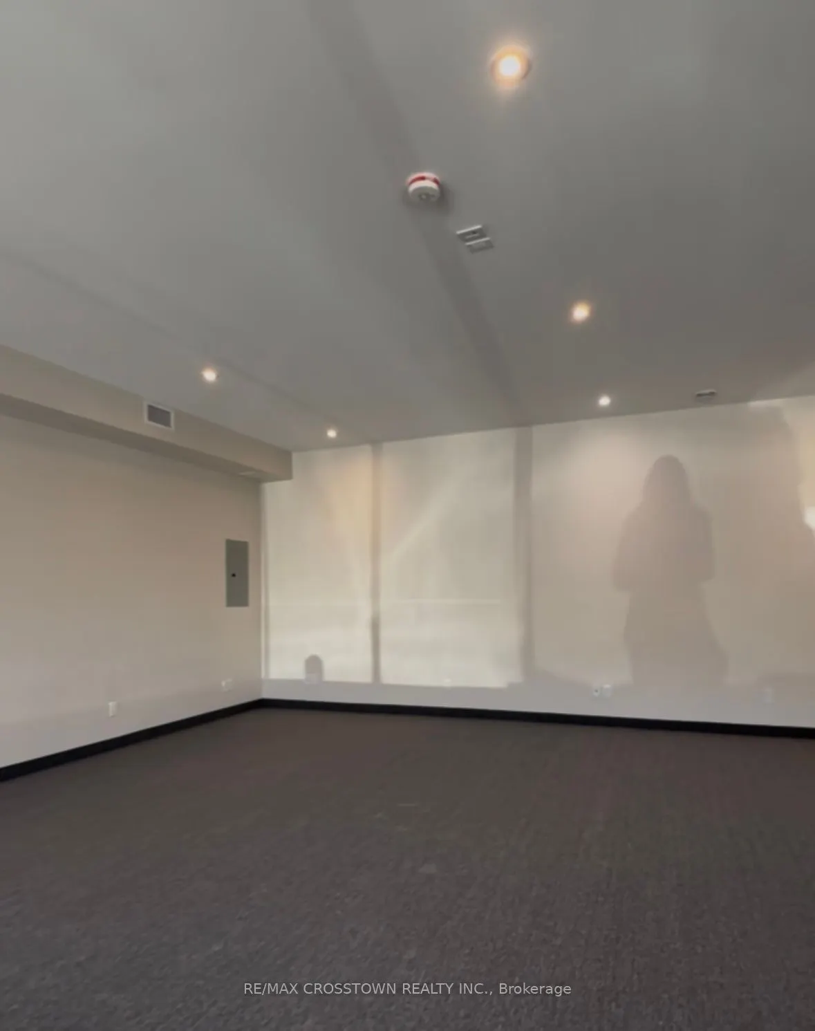 399 Applewood Crescent, #5