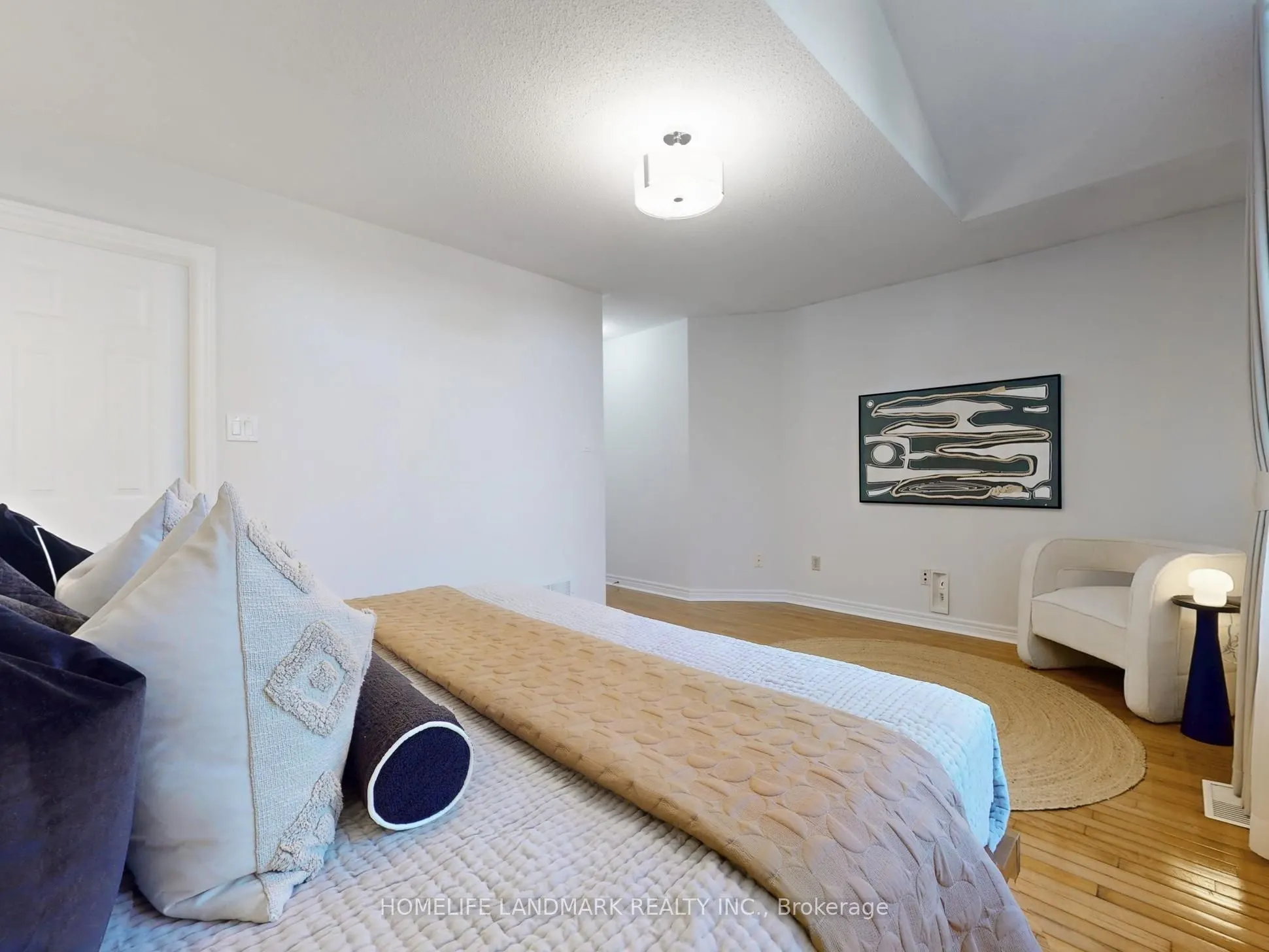 143 Alpine Crescent
