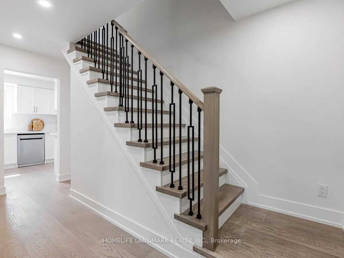 9 Eastman Crescent