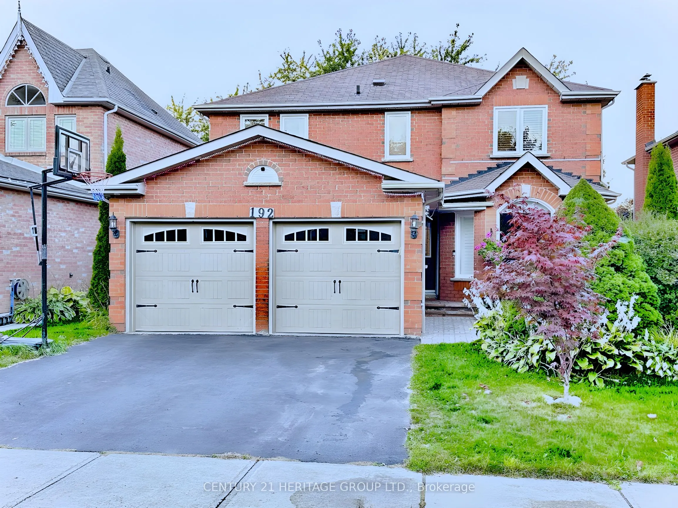 192 Covent Crescent