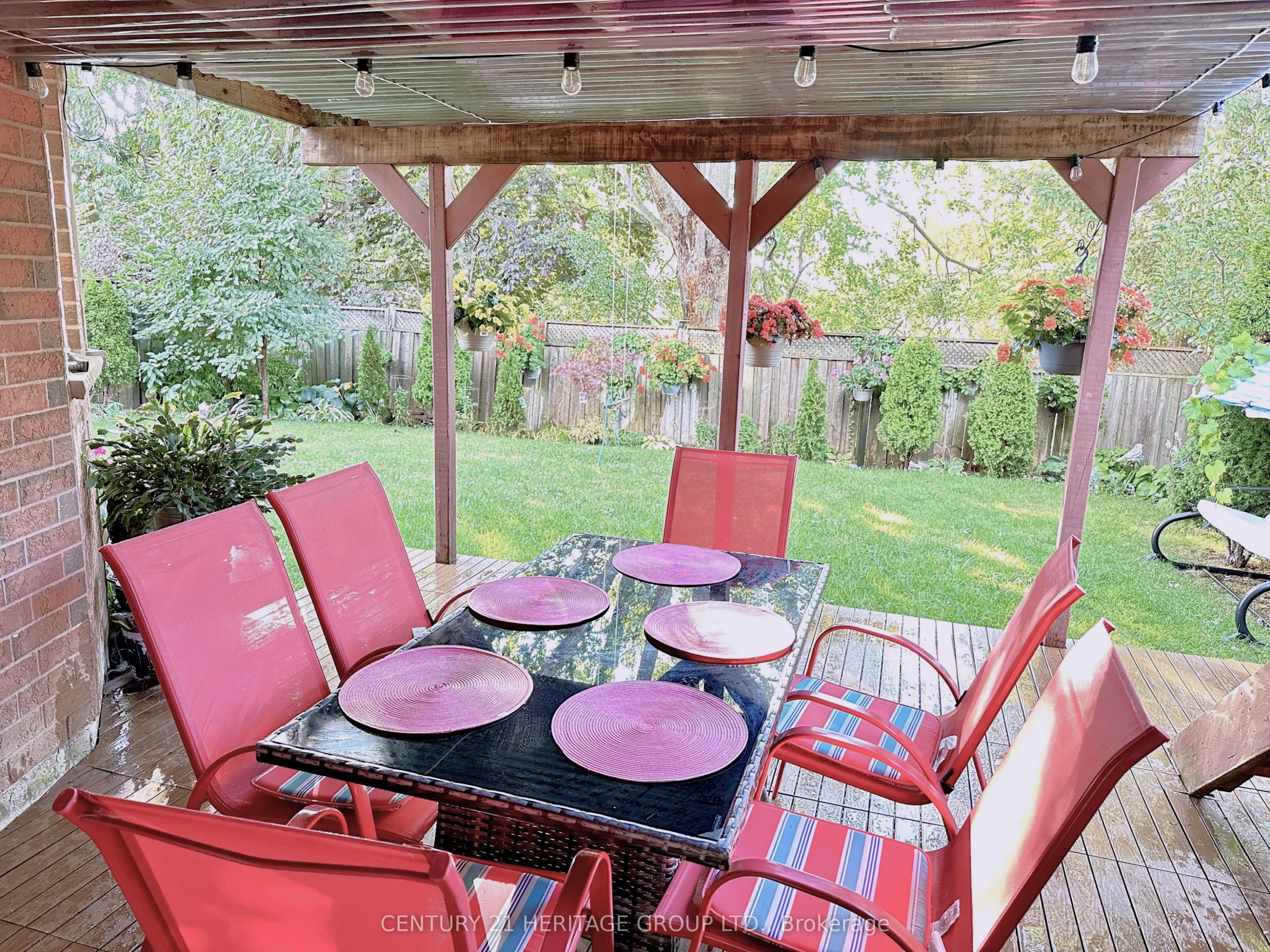 192 Covent Crescent
