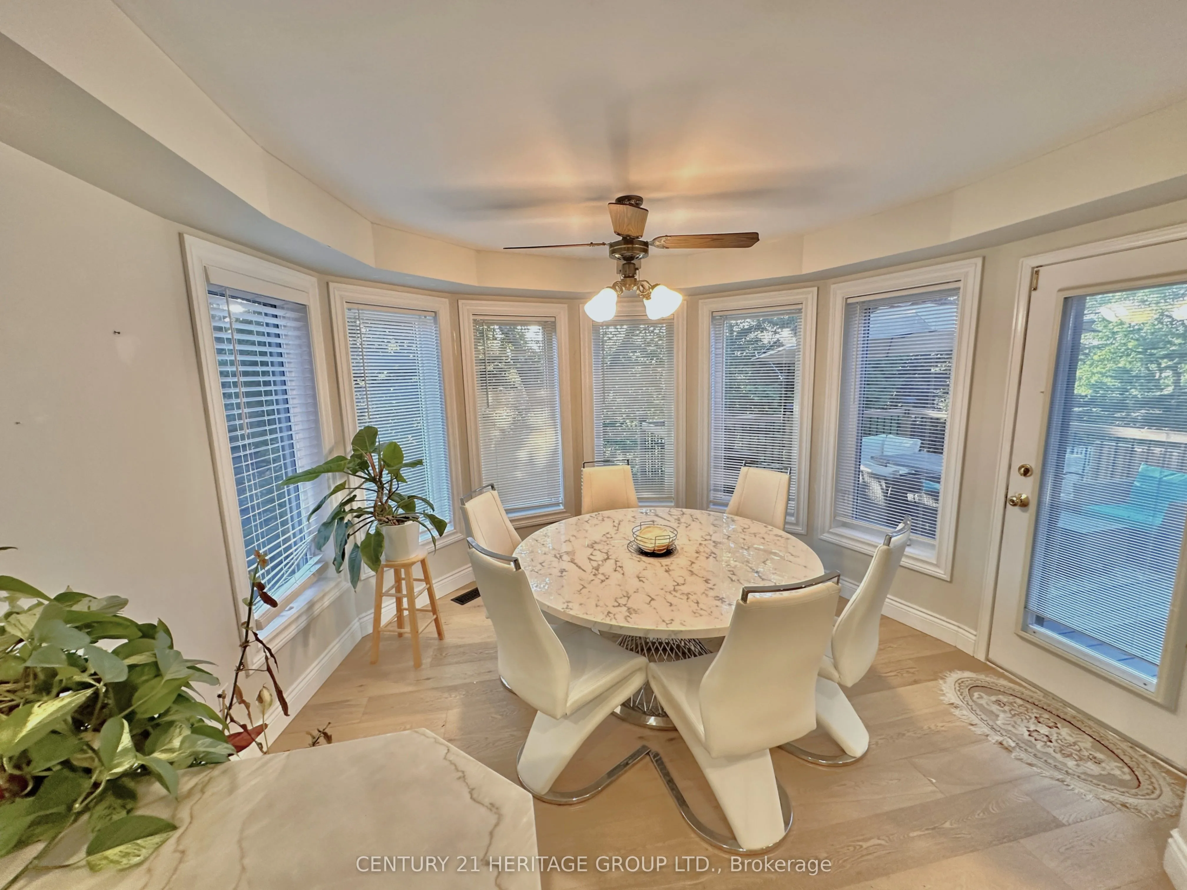 192 Covent Crescent