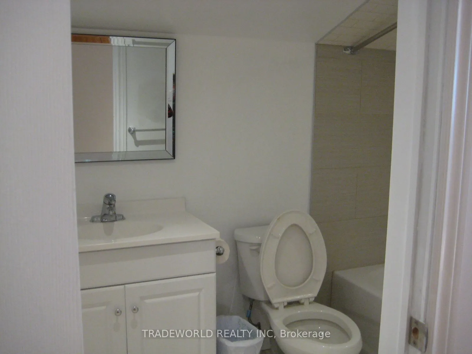 23497 Woodbine Avenue, #2