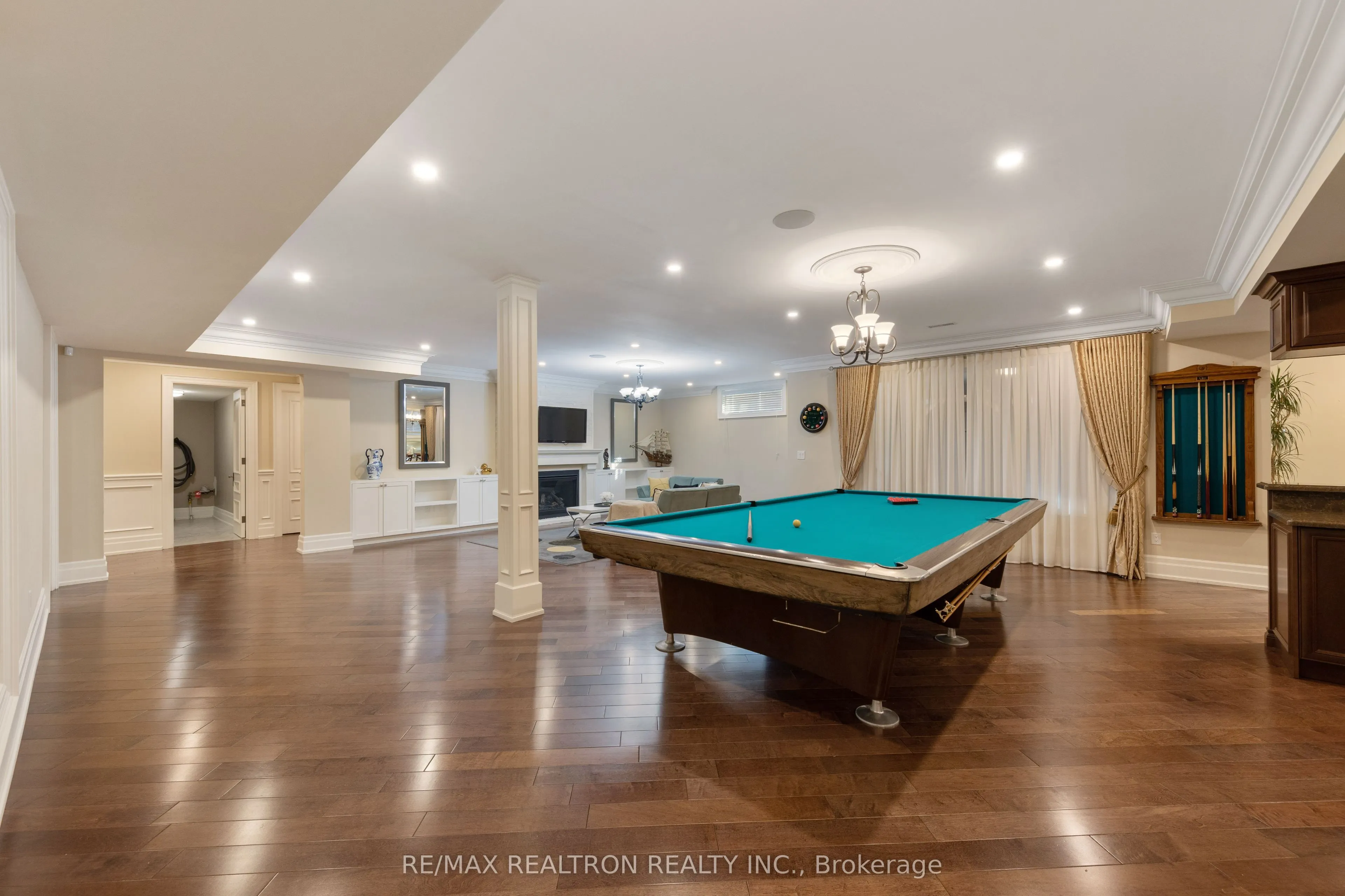223 Crestwood Road