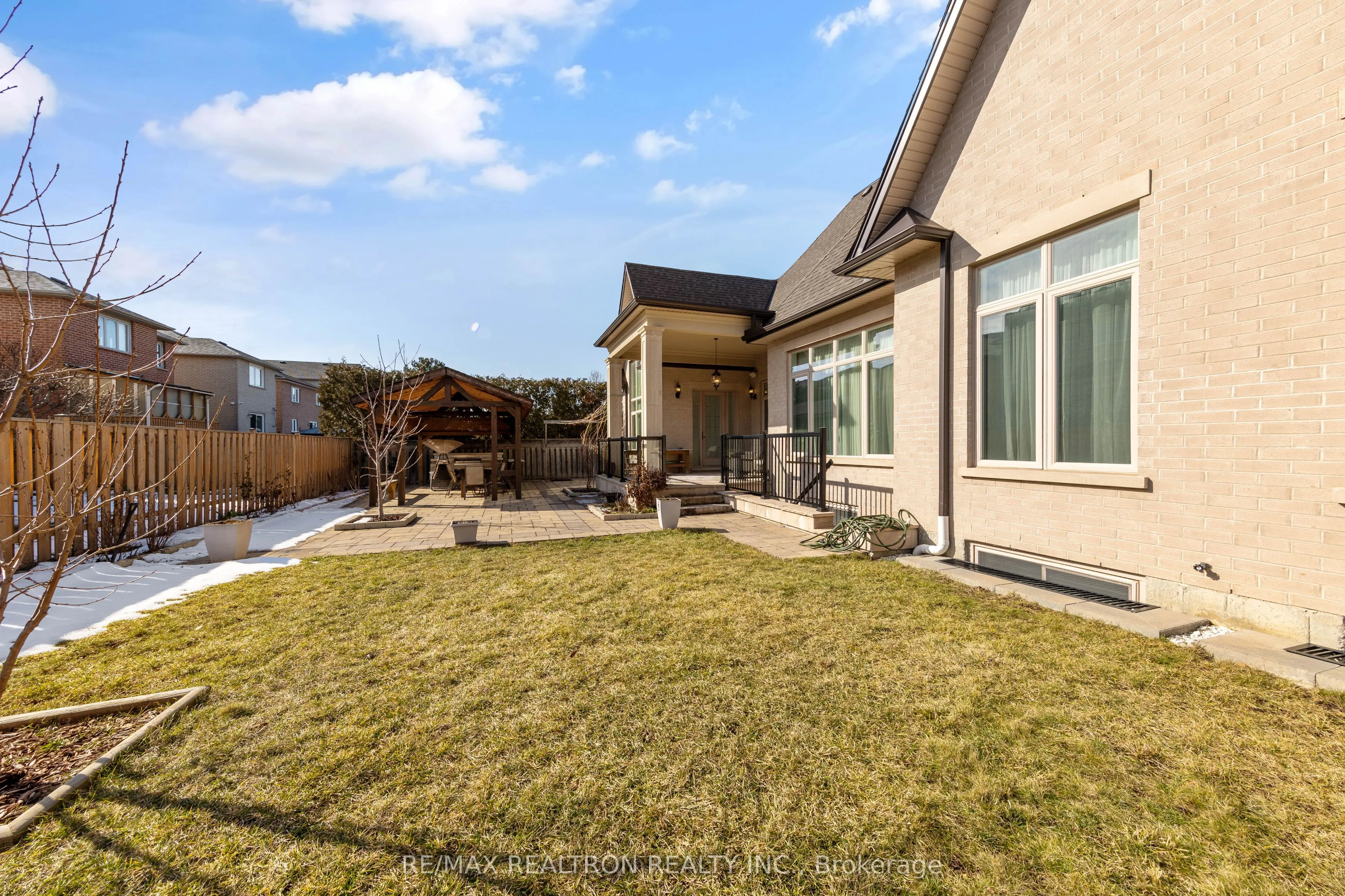 223 Crestwood Road