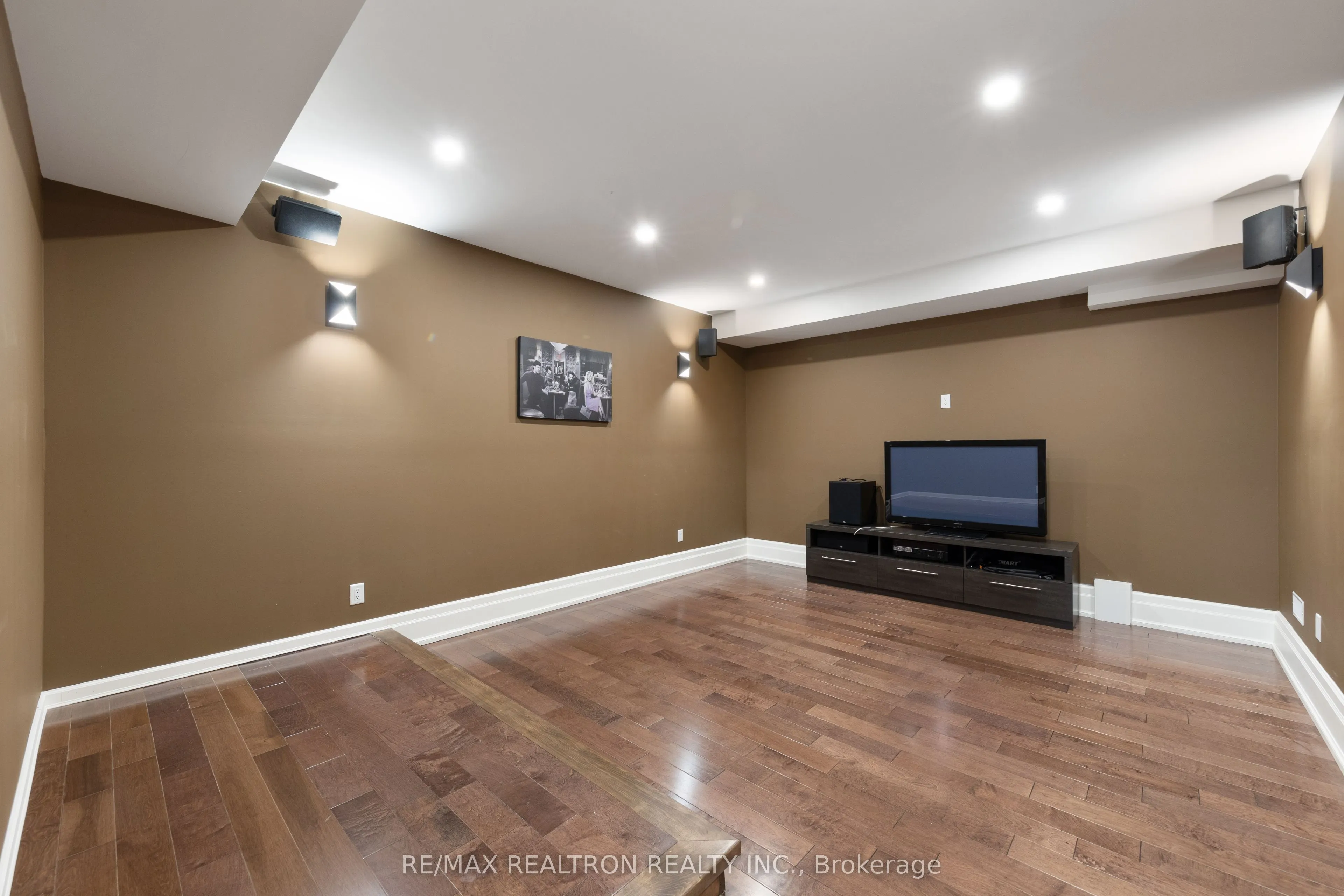223 Crestwood Road