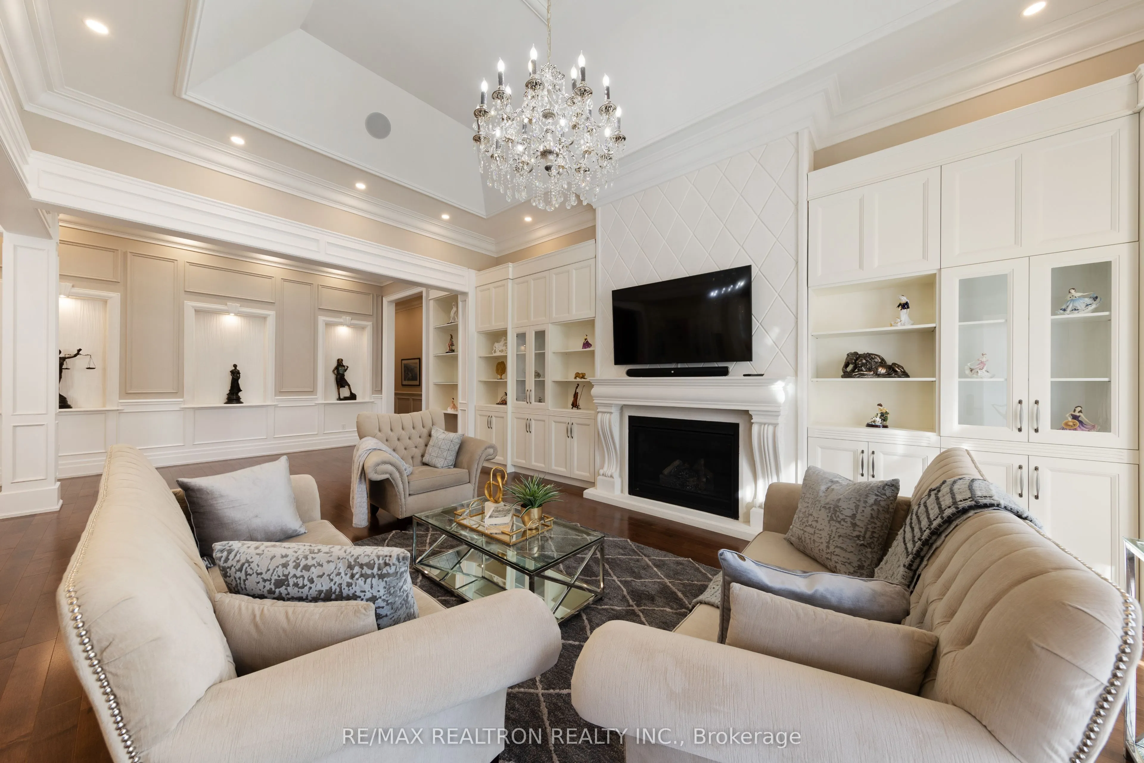 223 Crestwood Road