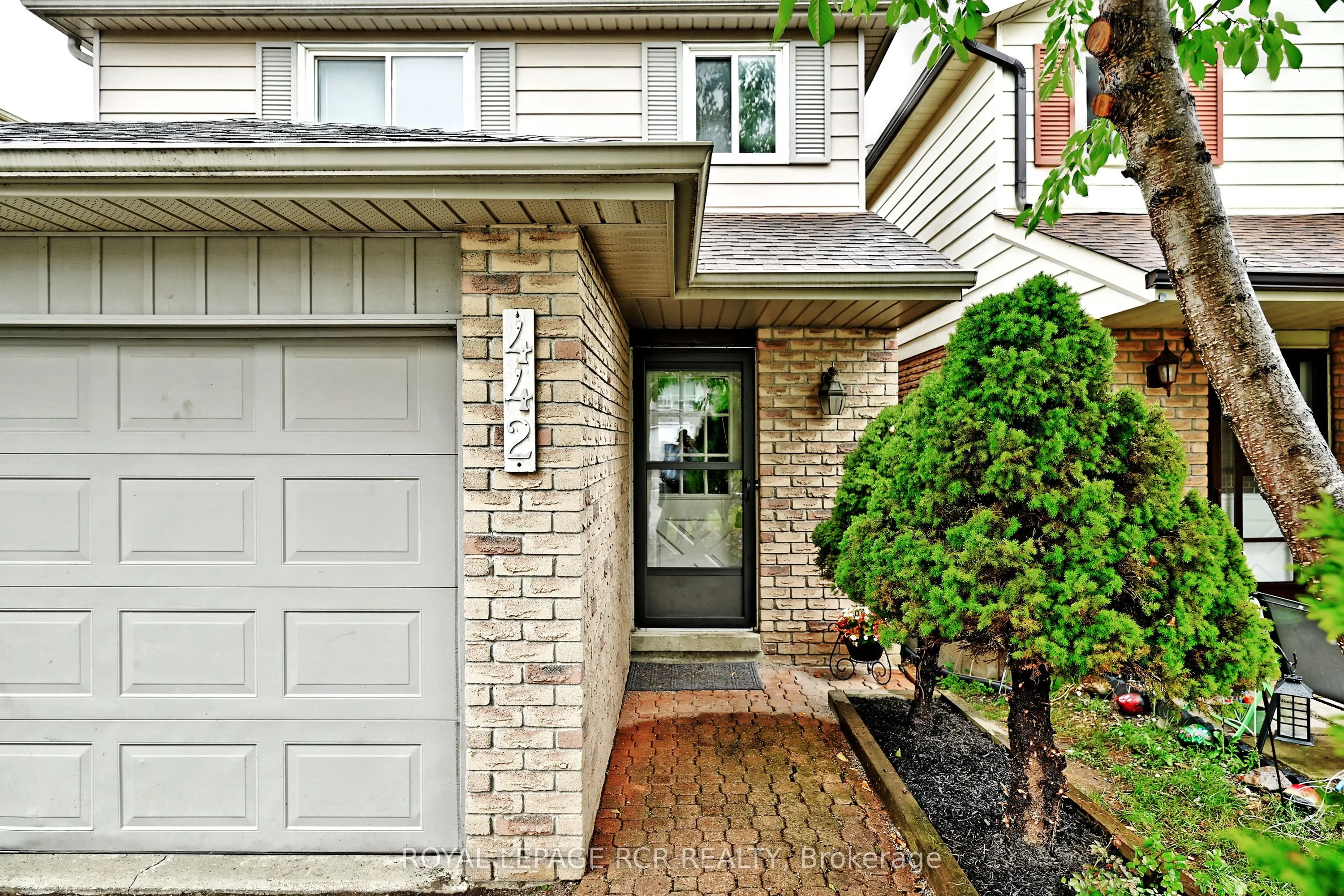 442 Britannia Avenue