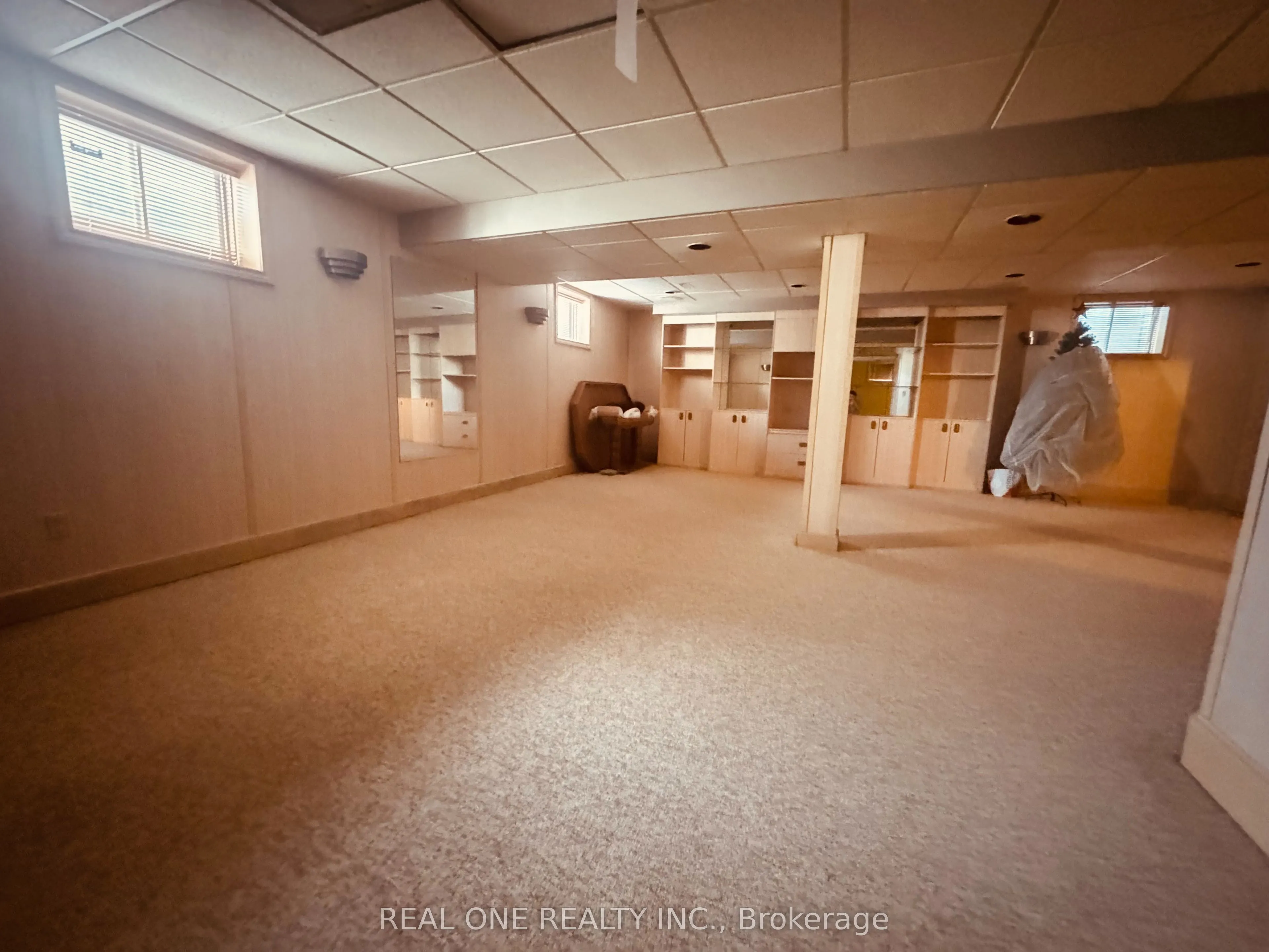 3 Elmsley Drive