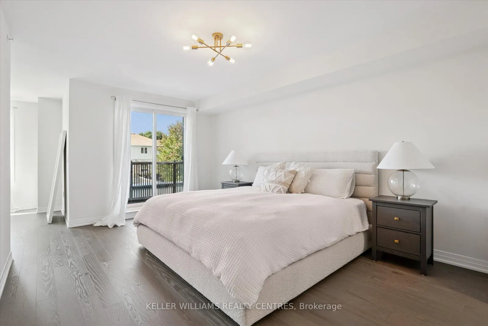 50 Baynes Way, #15