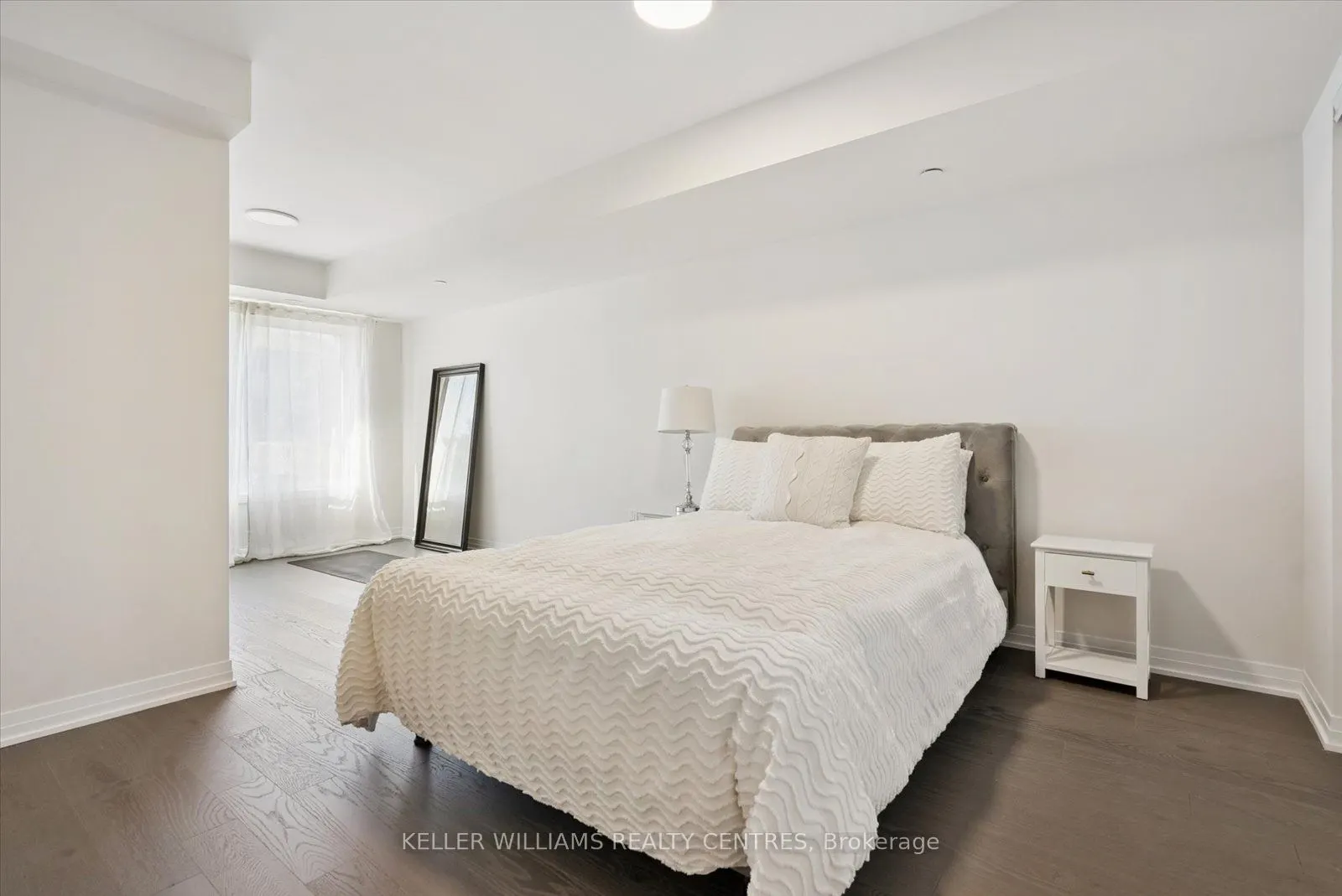 50 Baynes Way, #15