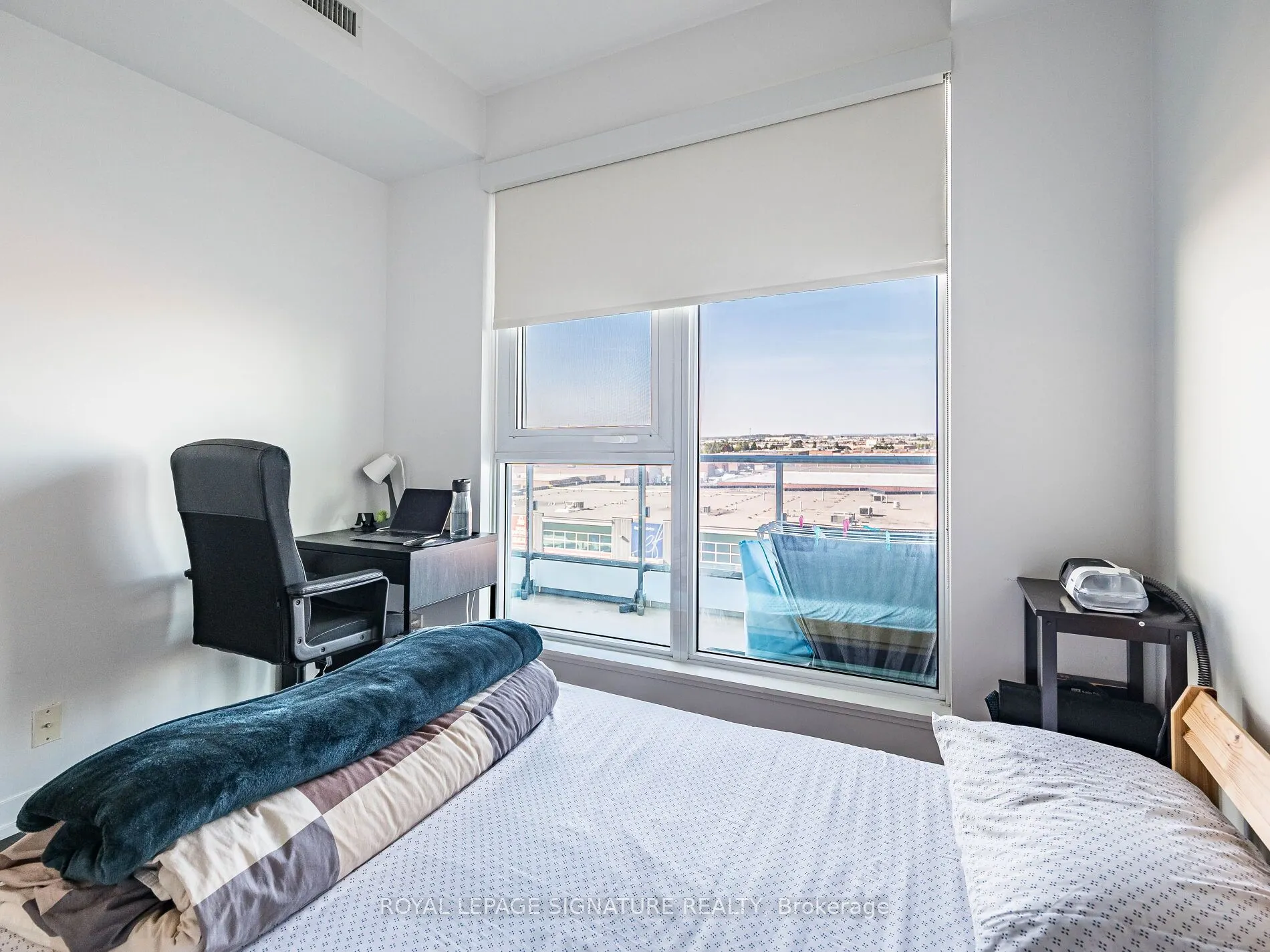 950 Portage Parkway, #601