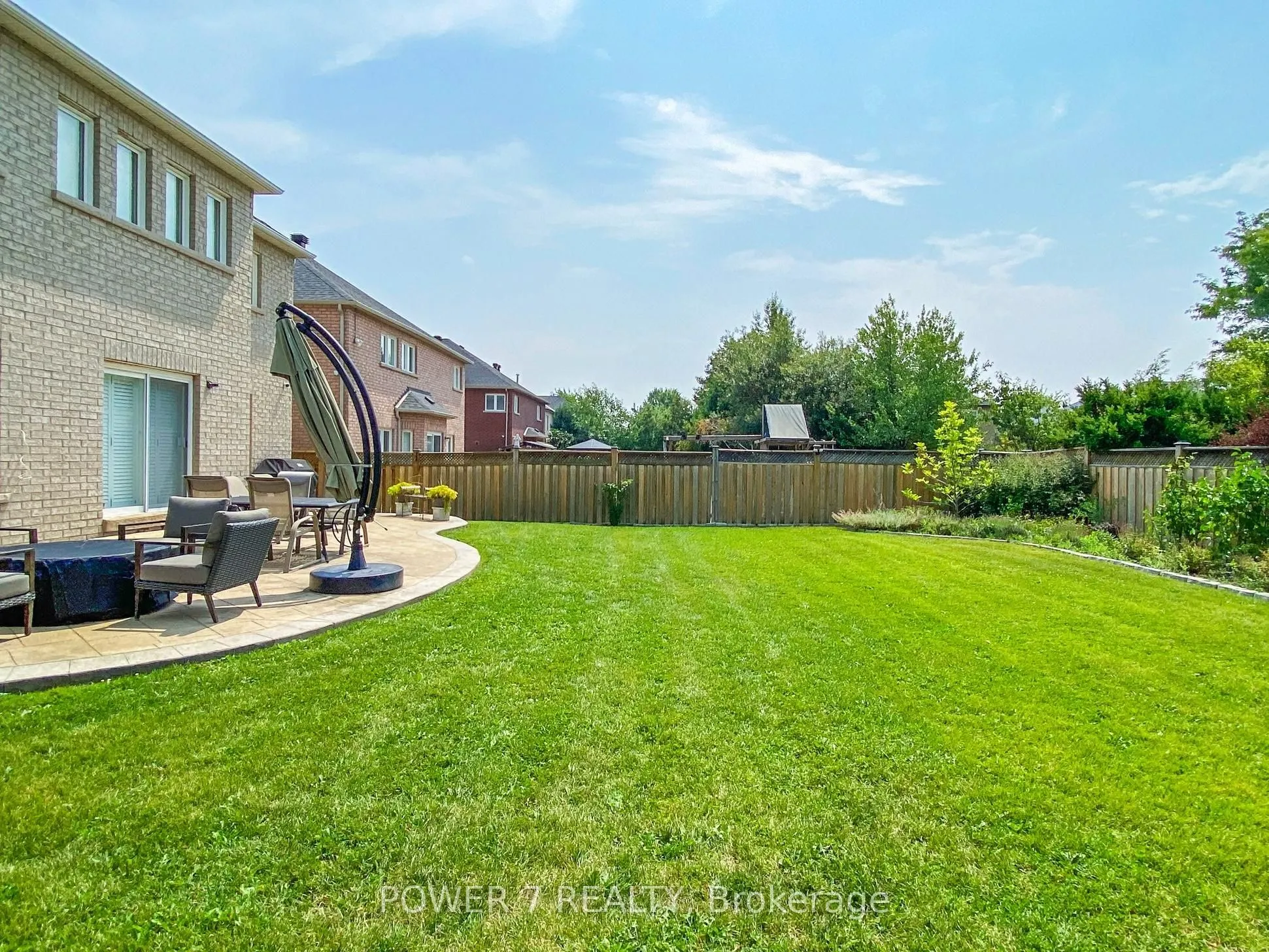 8 Mumberson Court
