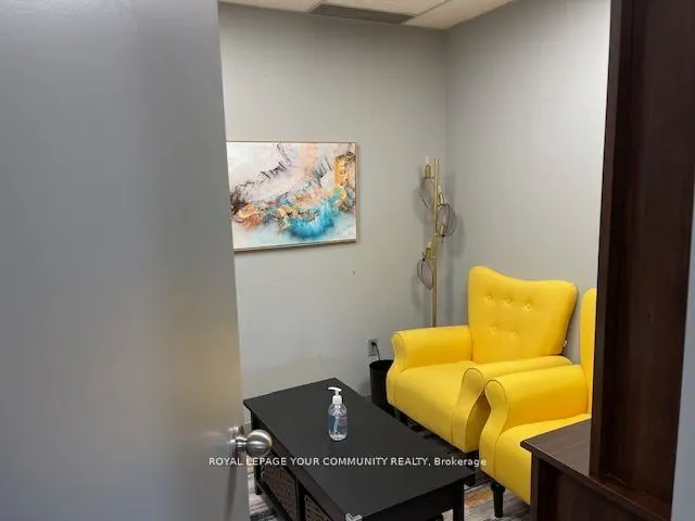 107 Holland Street E, #301