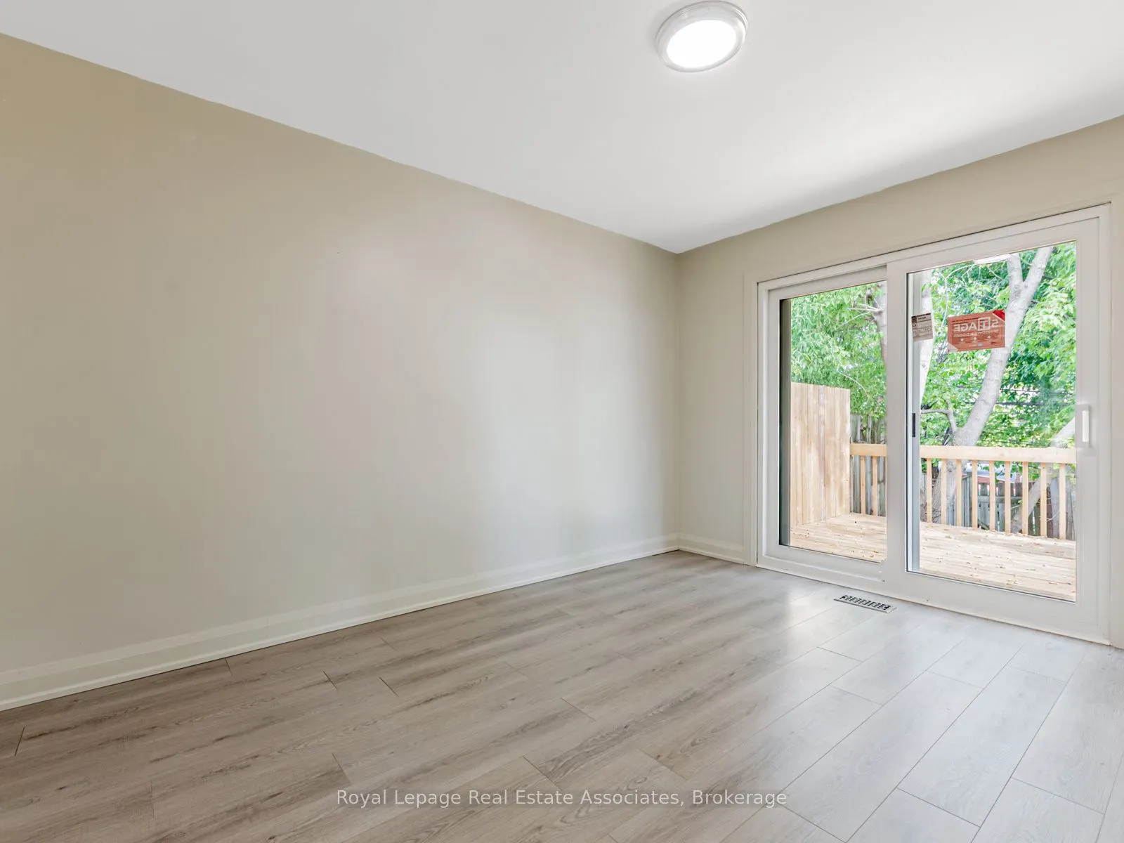 273 Bluegrass Boulevard