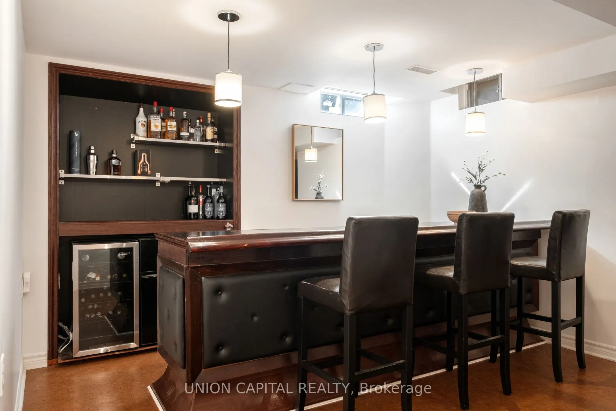 12 Summerfield Avenue