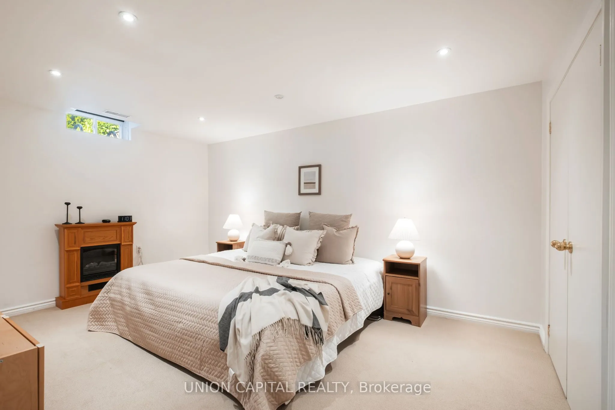 12 Summerfield Avenue