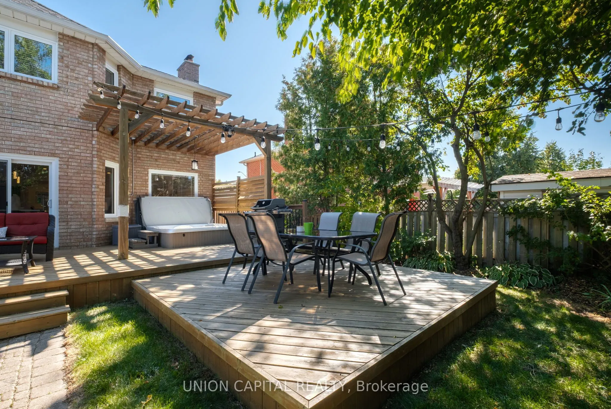 12 Summerfield Avenue