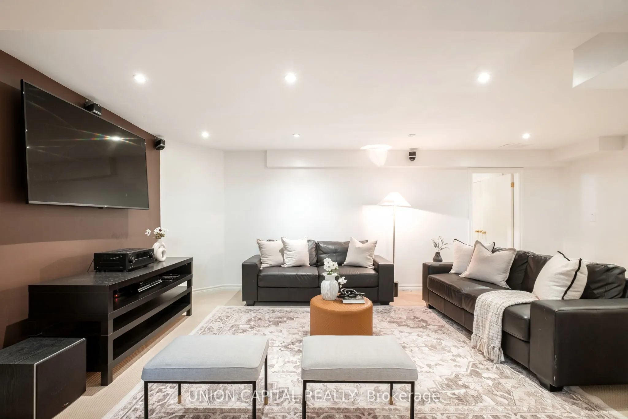 12 Summerfield Avenue