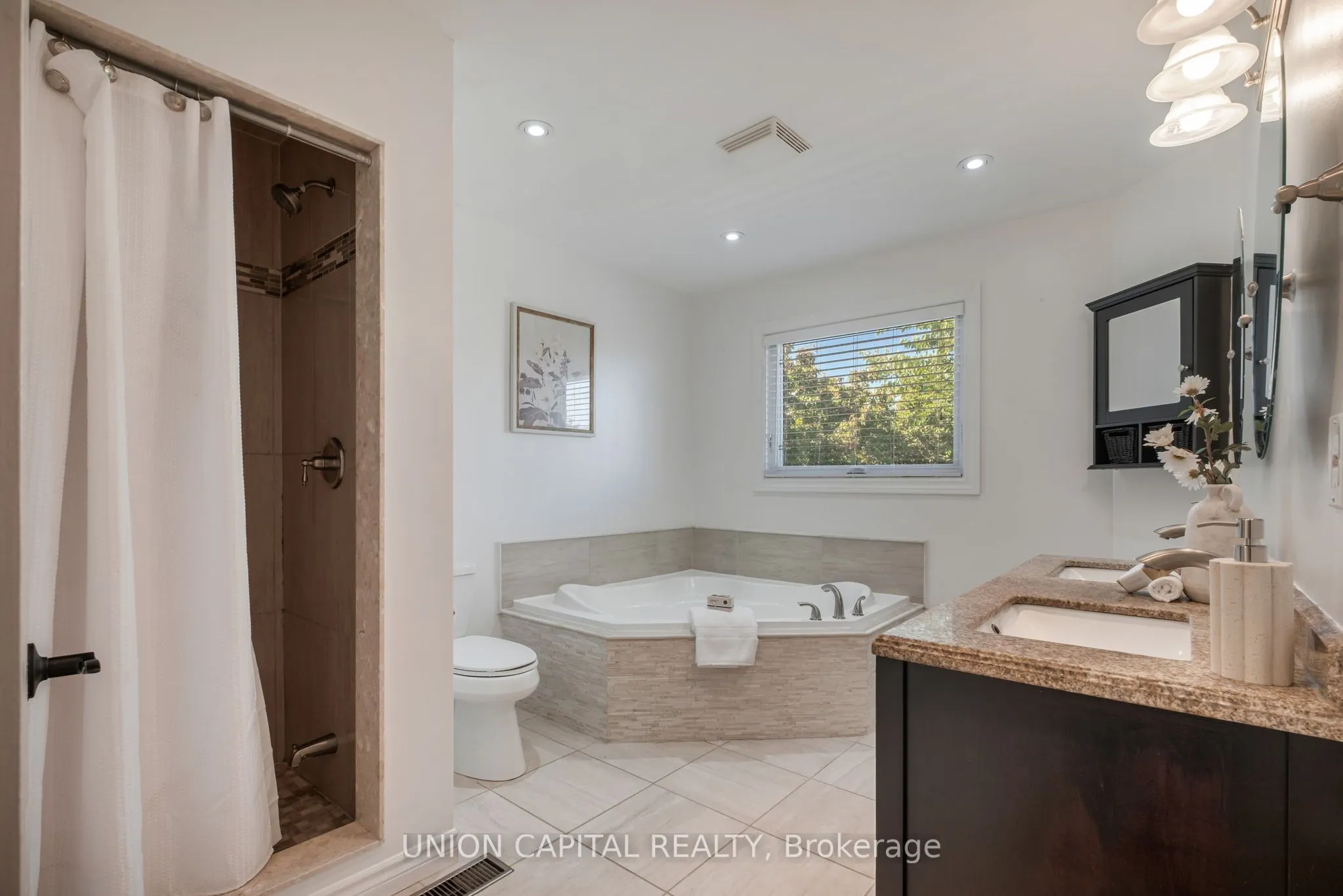 12 Summerfield Avenue