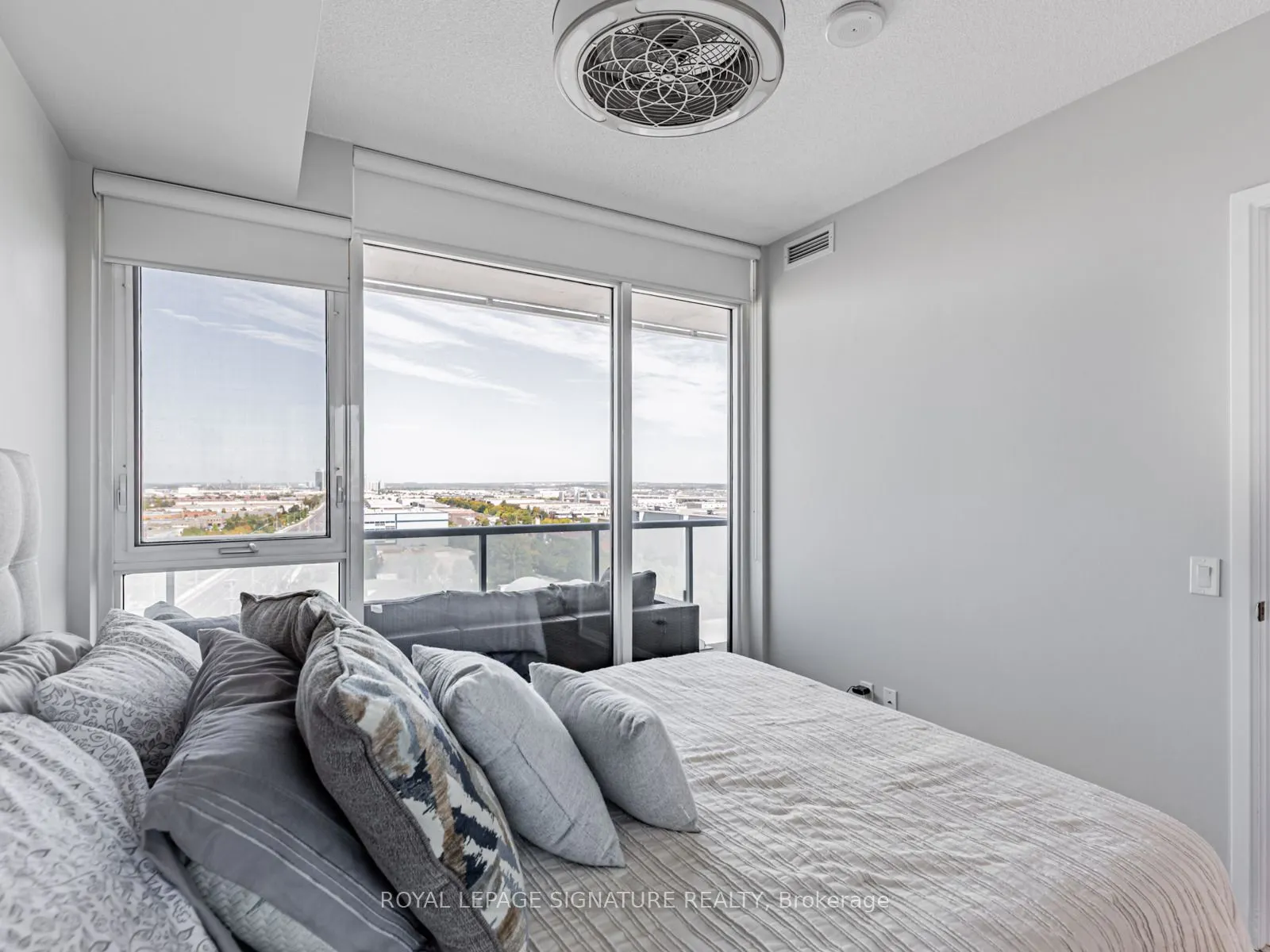 7895 Jane Street, #1114