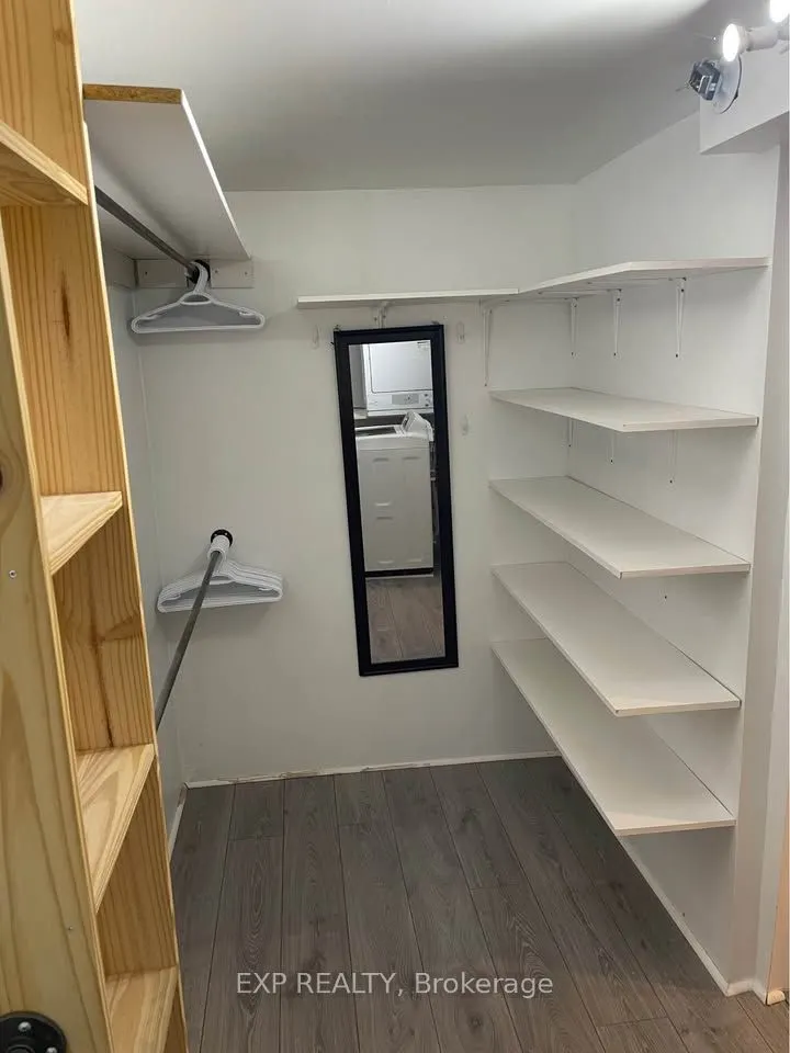 5 Rainbow Court, #Lower