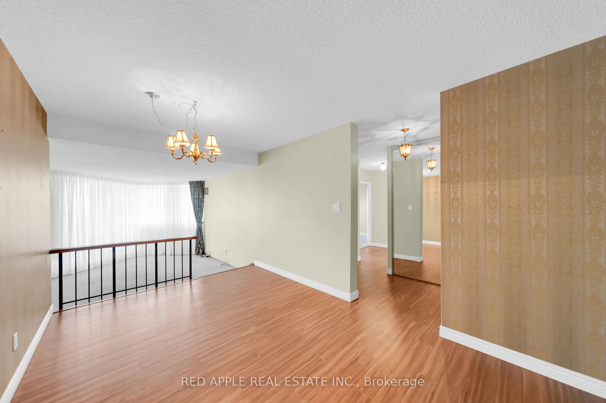 50 Baif Boulevard, #807