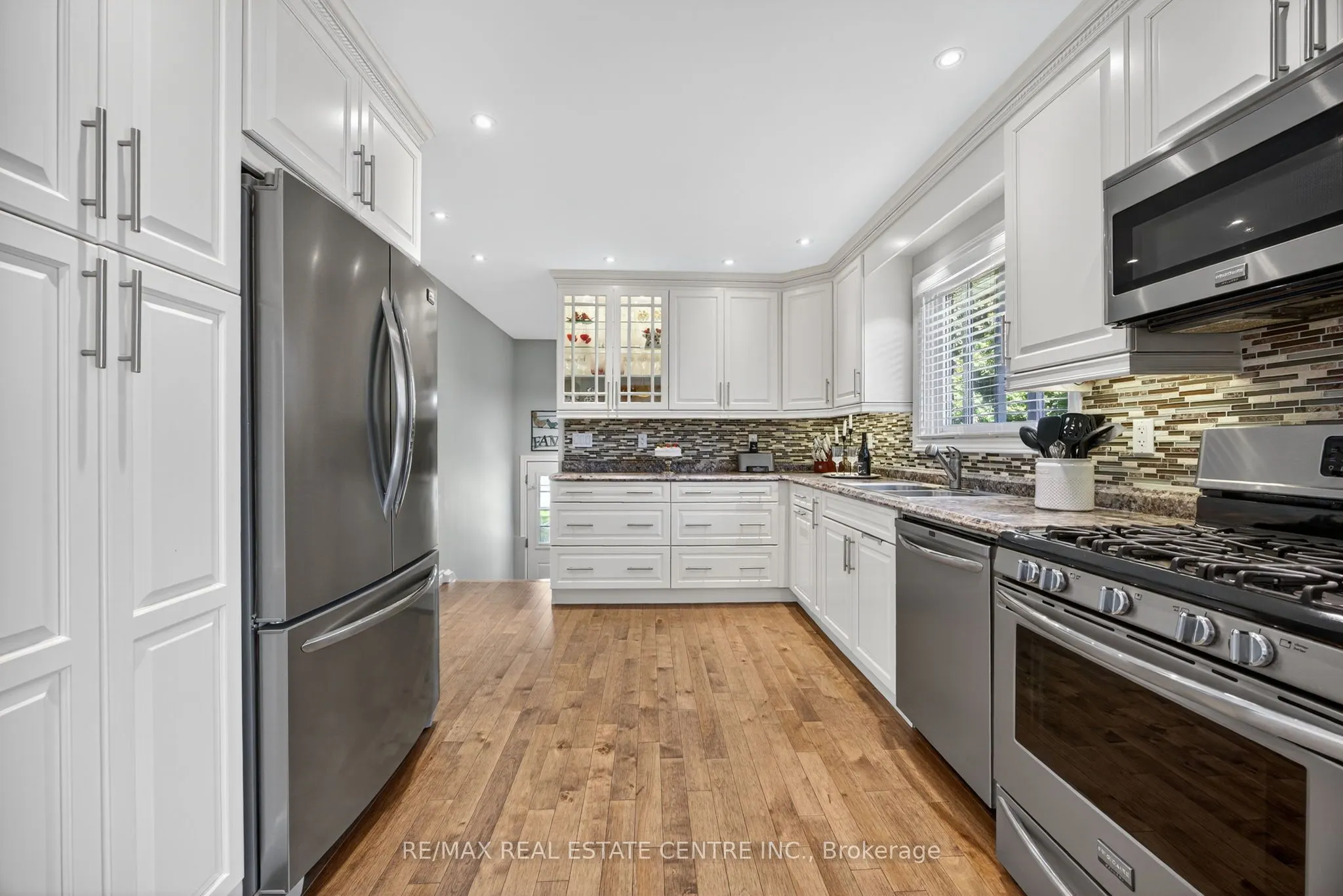 3047 Sandy Cove Drive