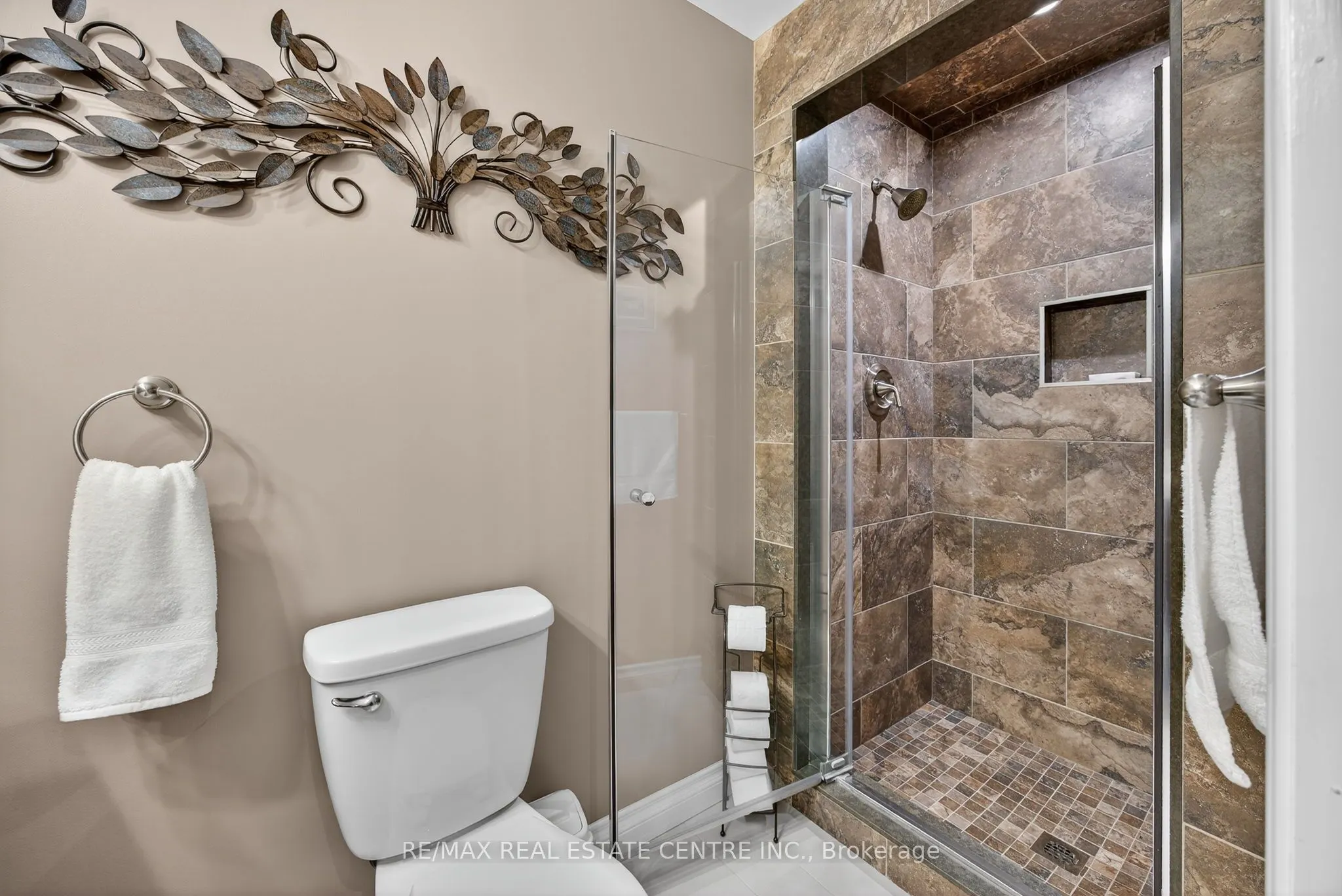 3047 Sandy Cove Drive