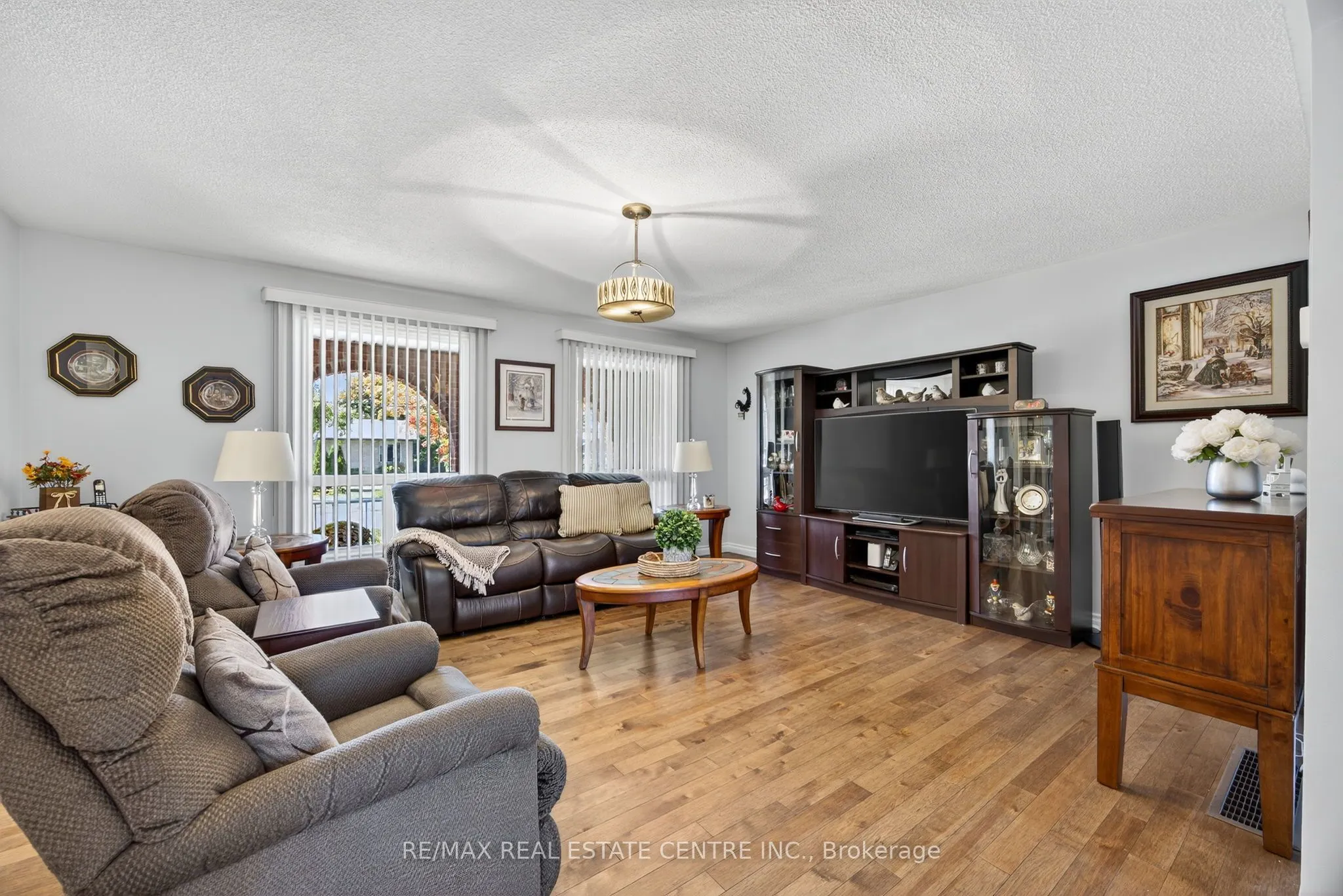 3047 Sandy Cove Drive