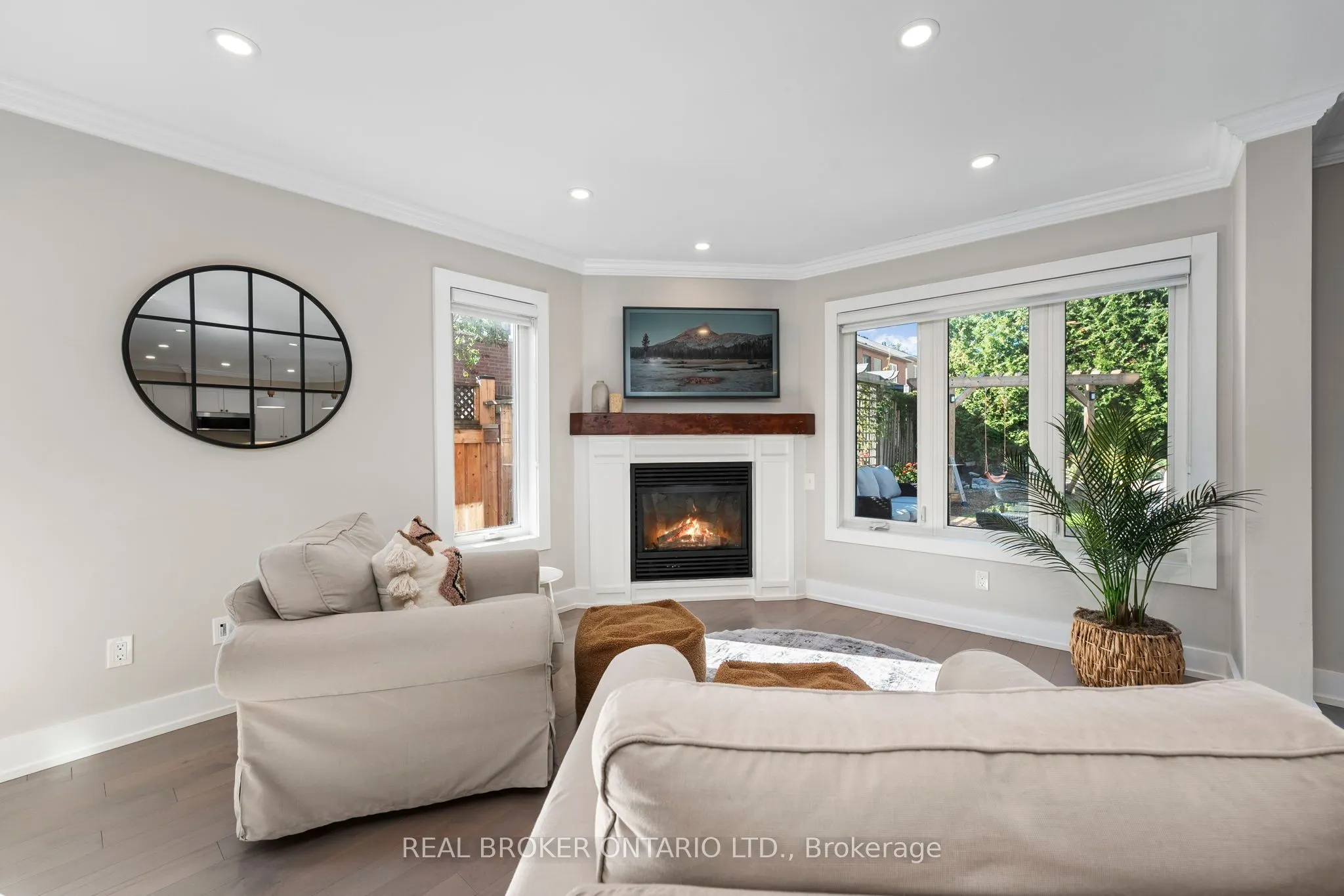 49 Foxtail Ridge