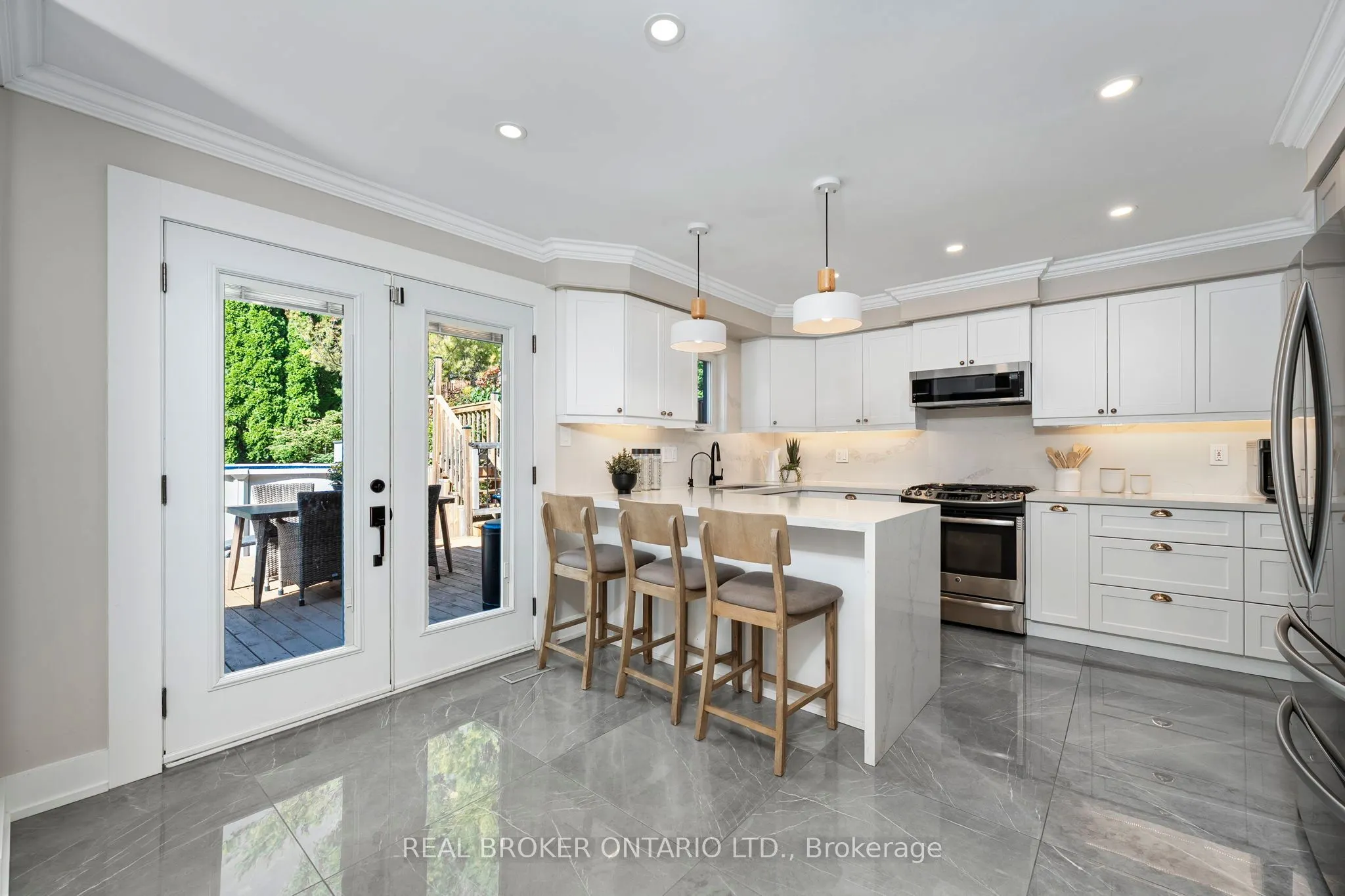 49 Foxtail Ridge