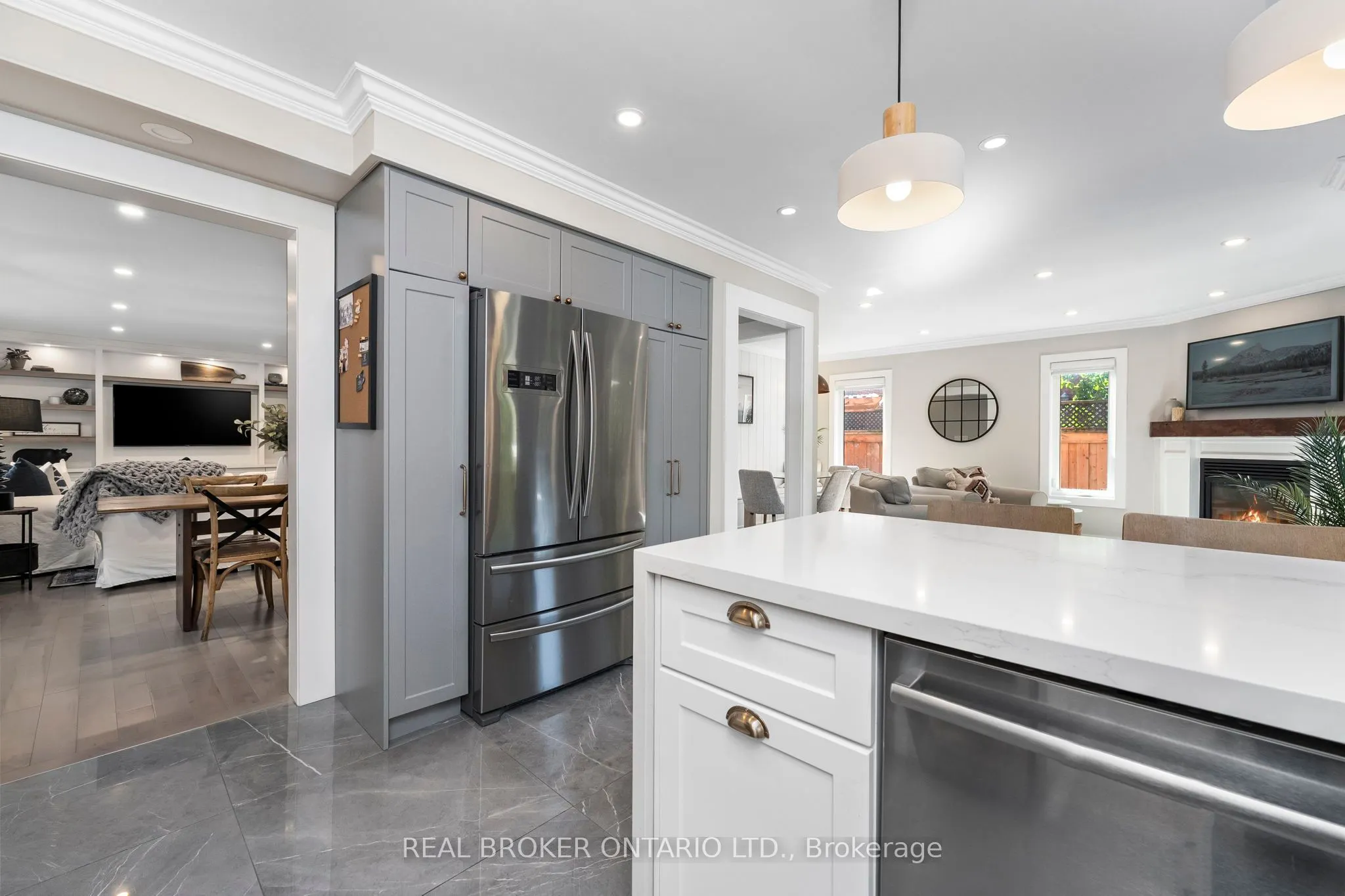 49 Foxtail Ridge