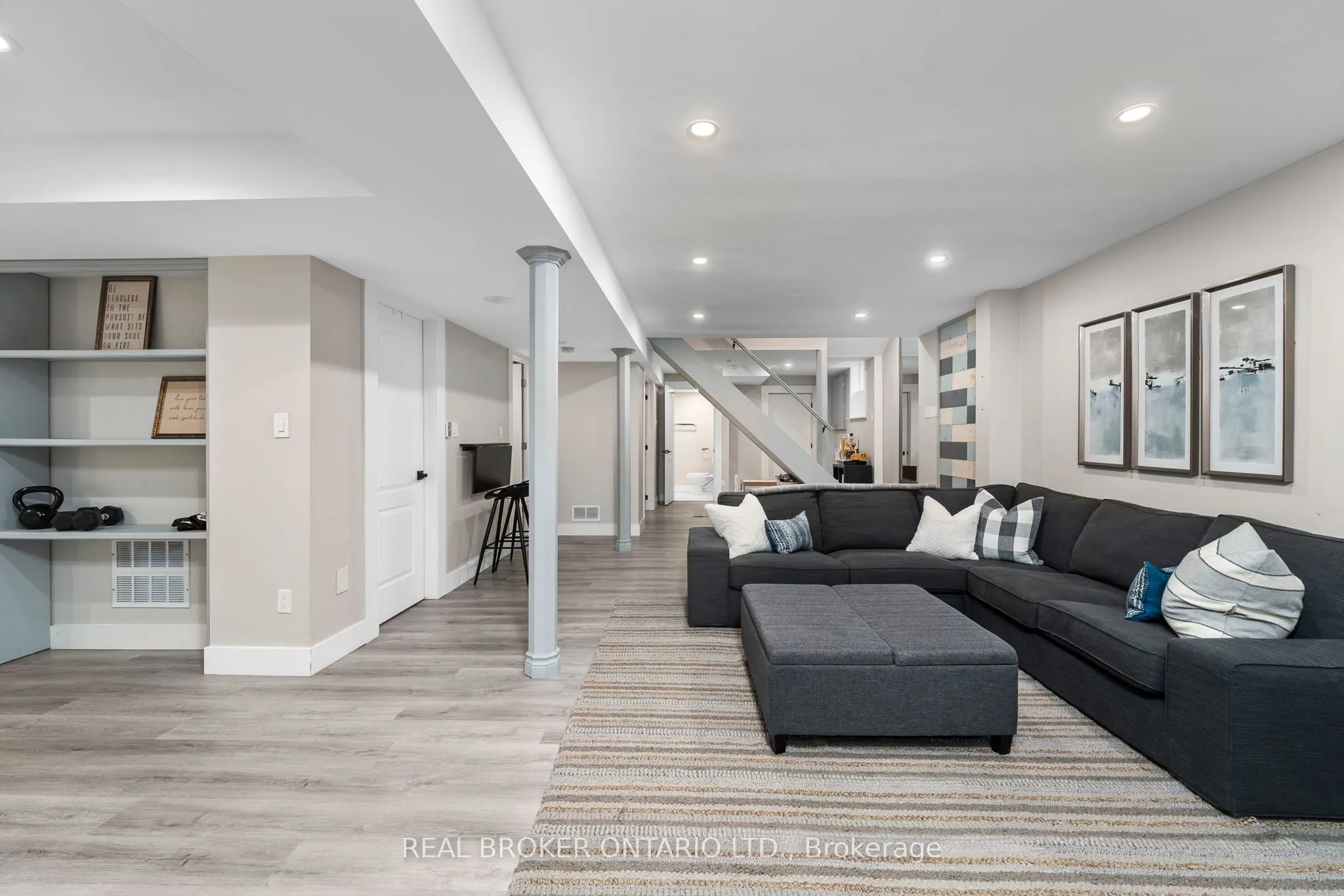 49 Foxtail Ridge