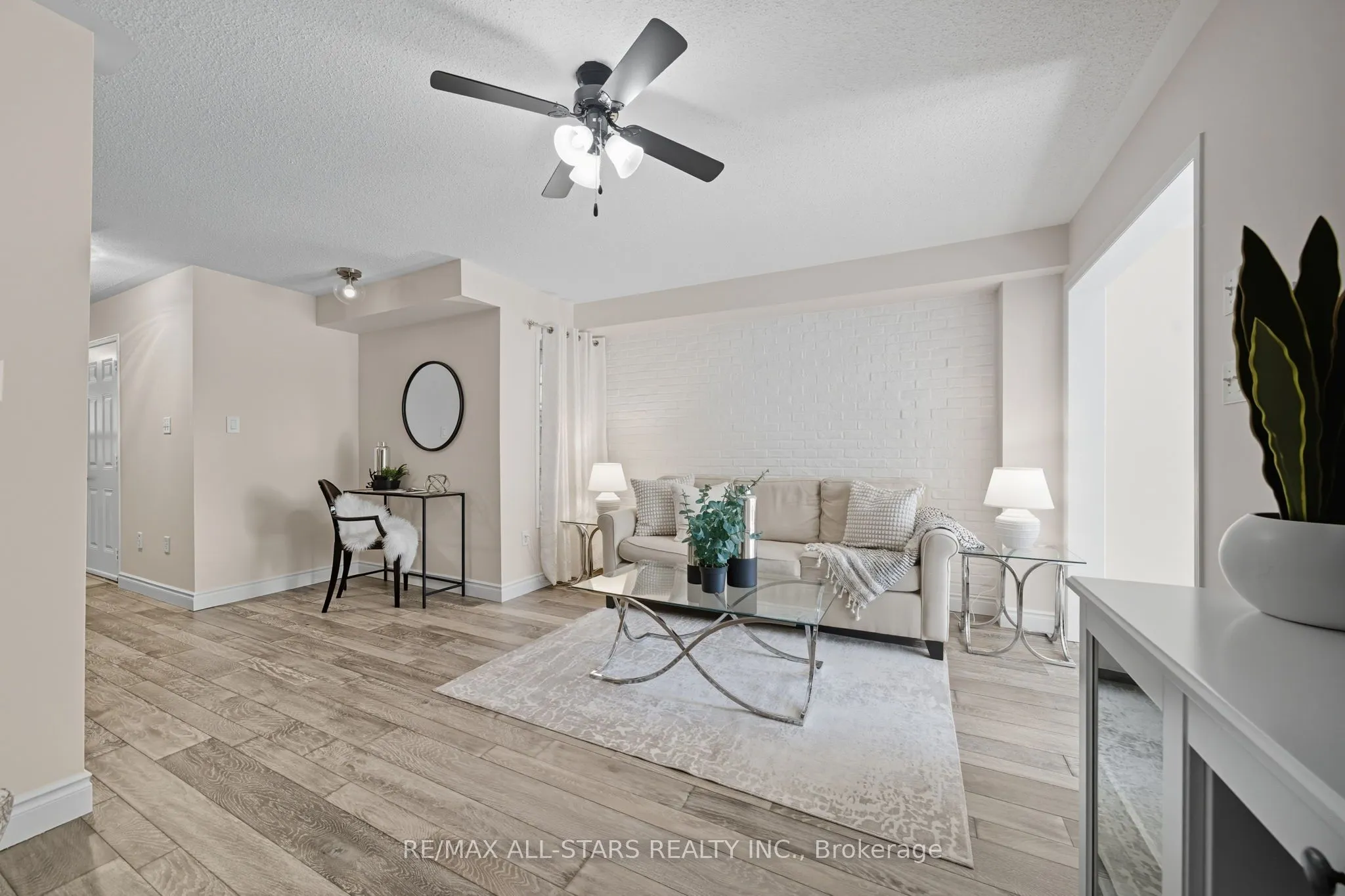 83 Hammill Heights