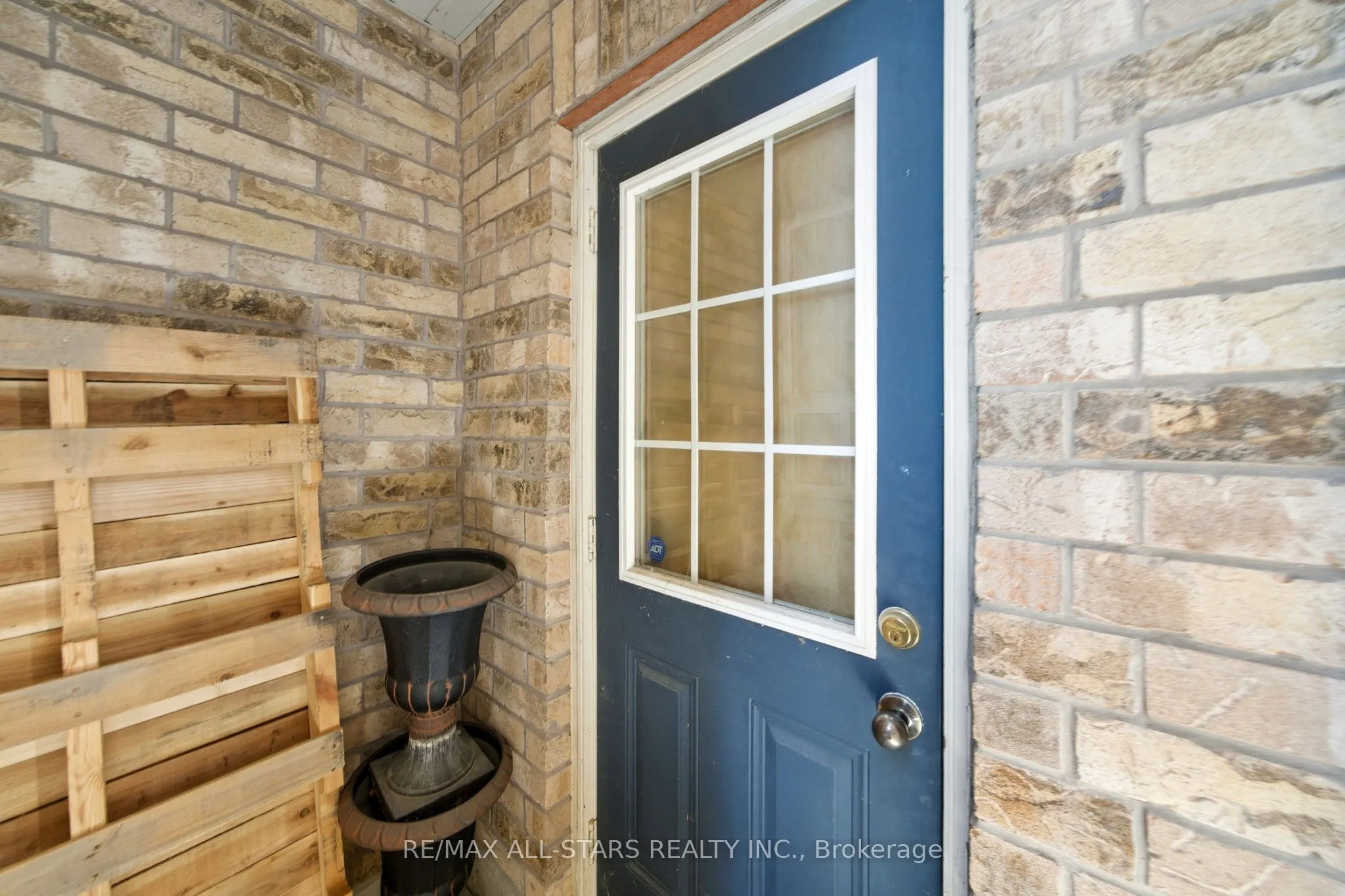 83 Hammill Heights