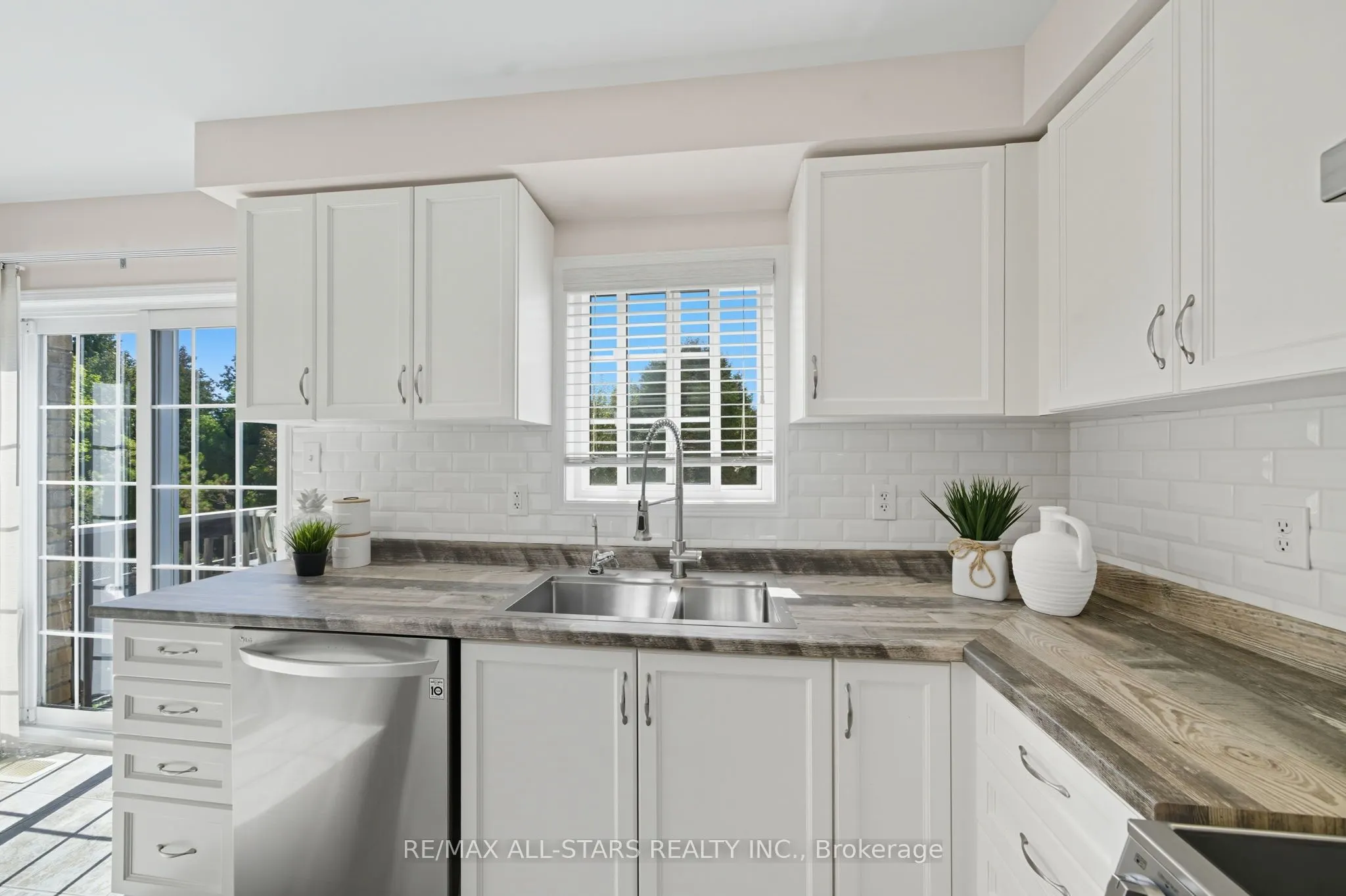 83 Hammill Heights