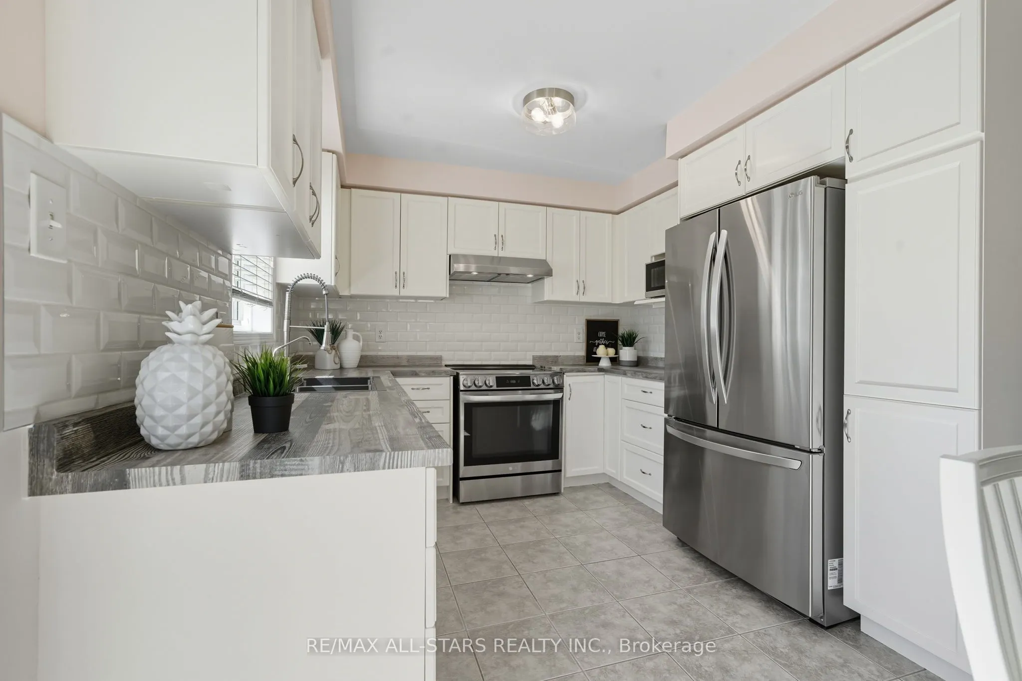 83 Hammill Heights