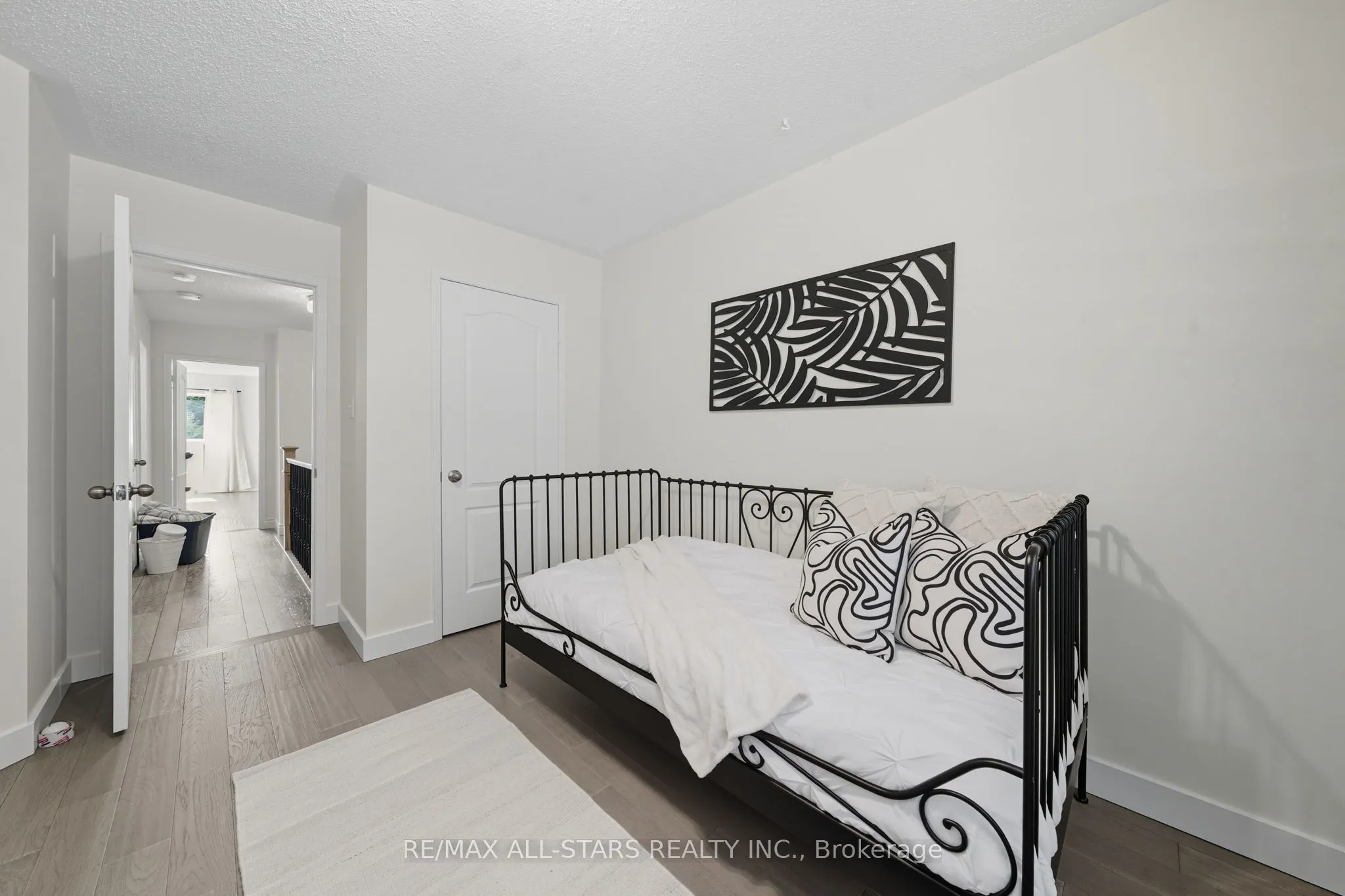 83 Hammill Heights