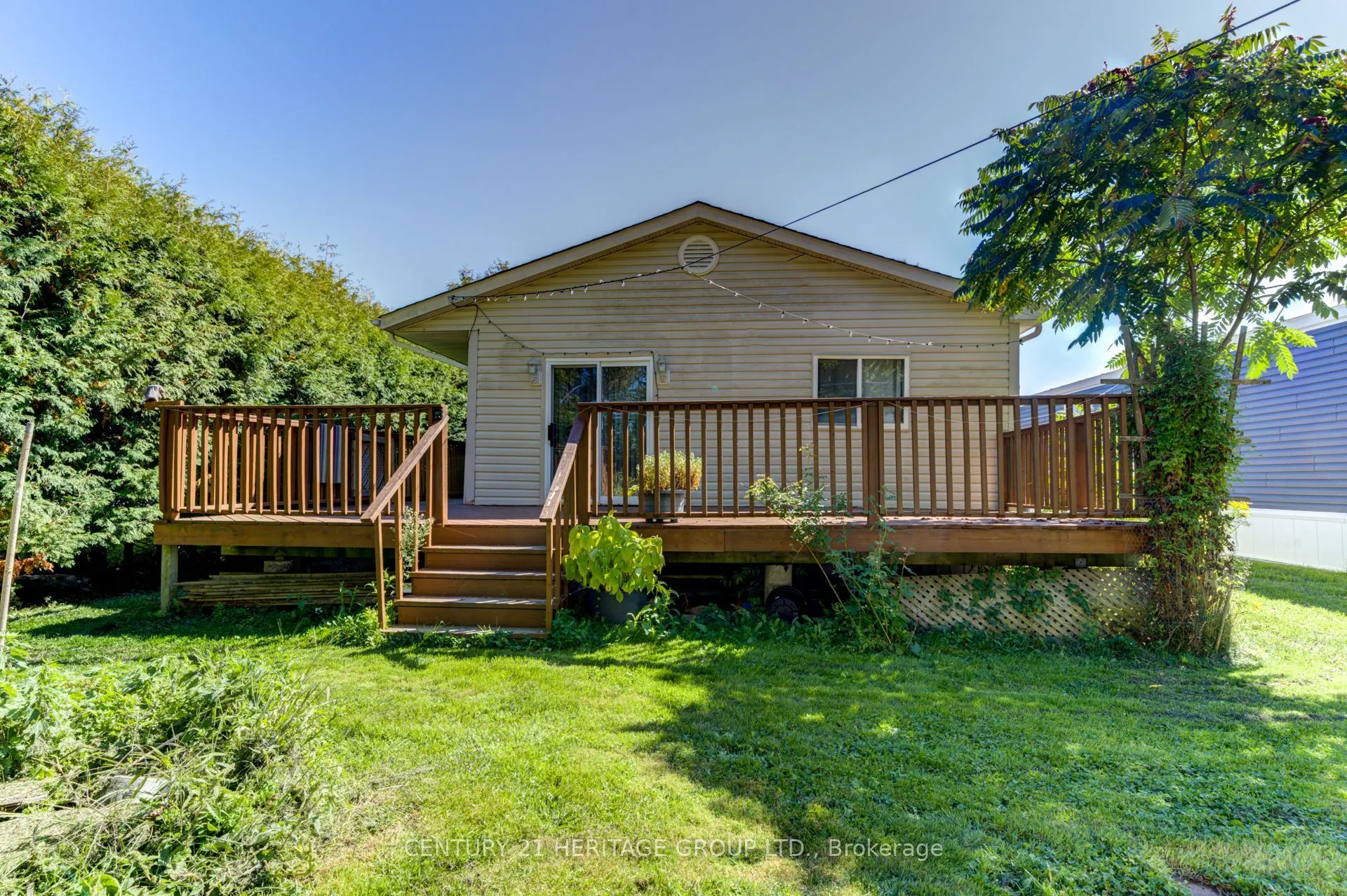 42 Shamrock Crescent