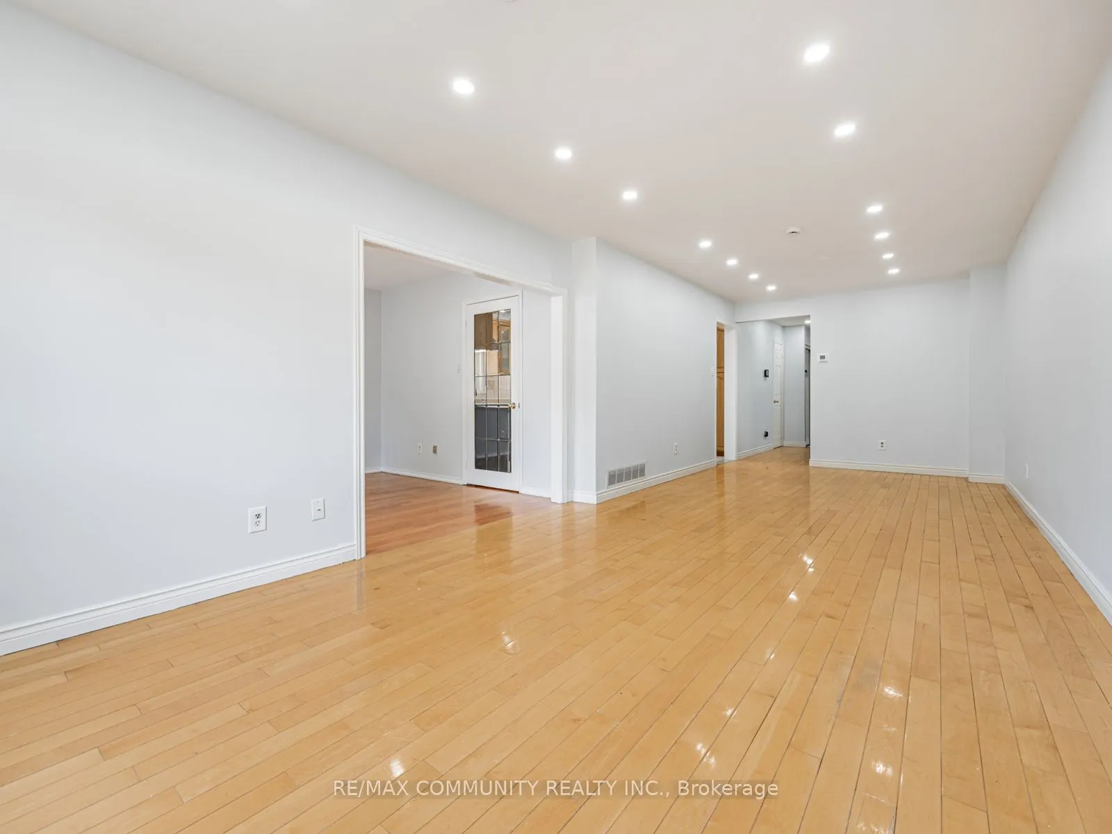 95 Ketchum Crescent