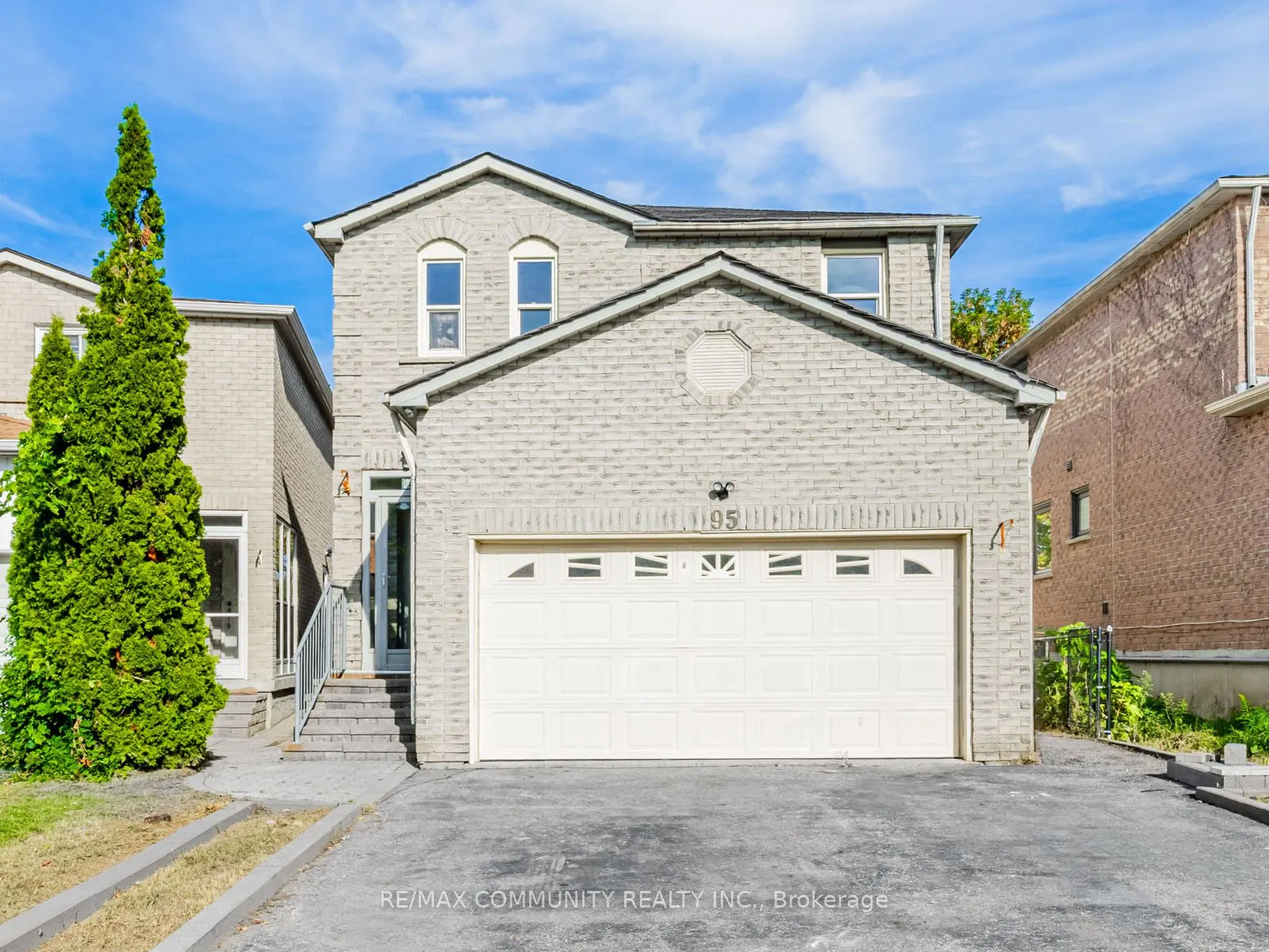 95 Ketchum Crescent