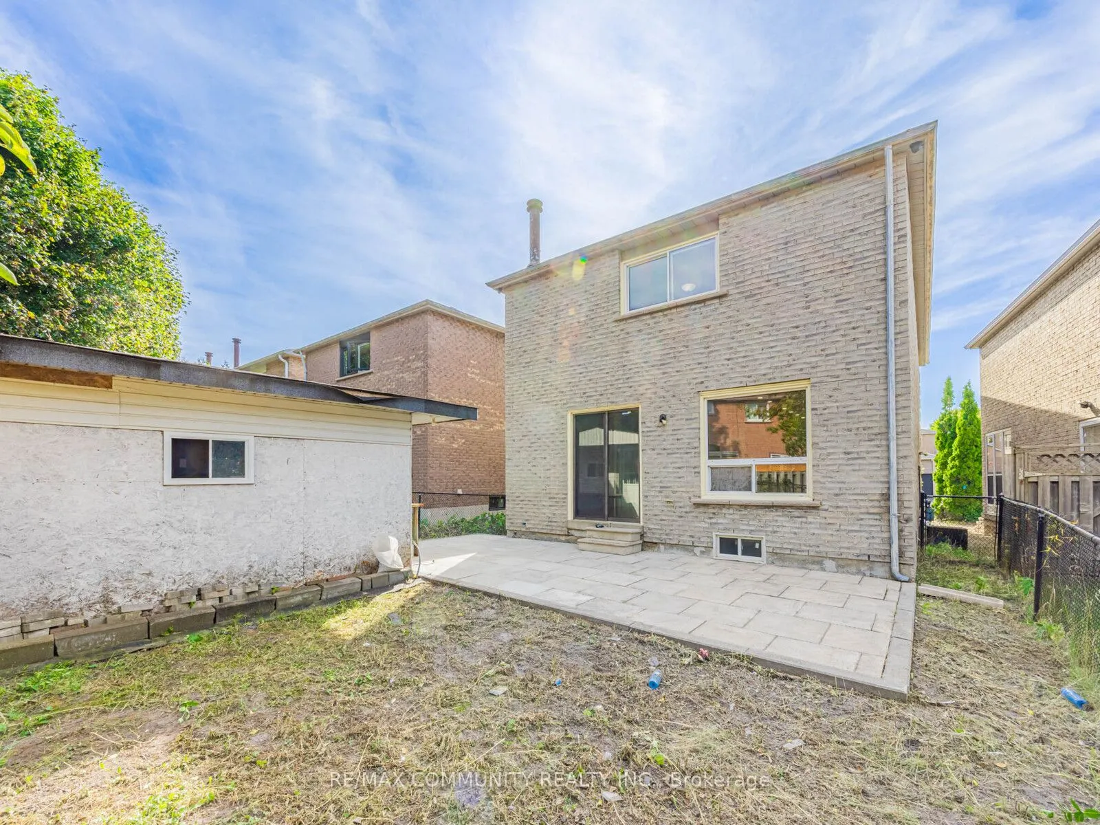 95 Ketchum Crescent
