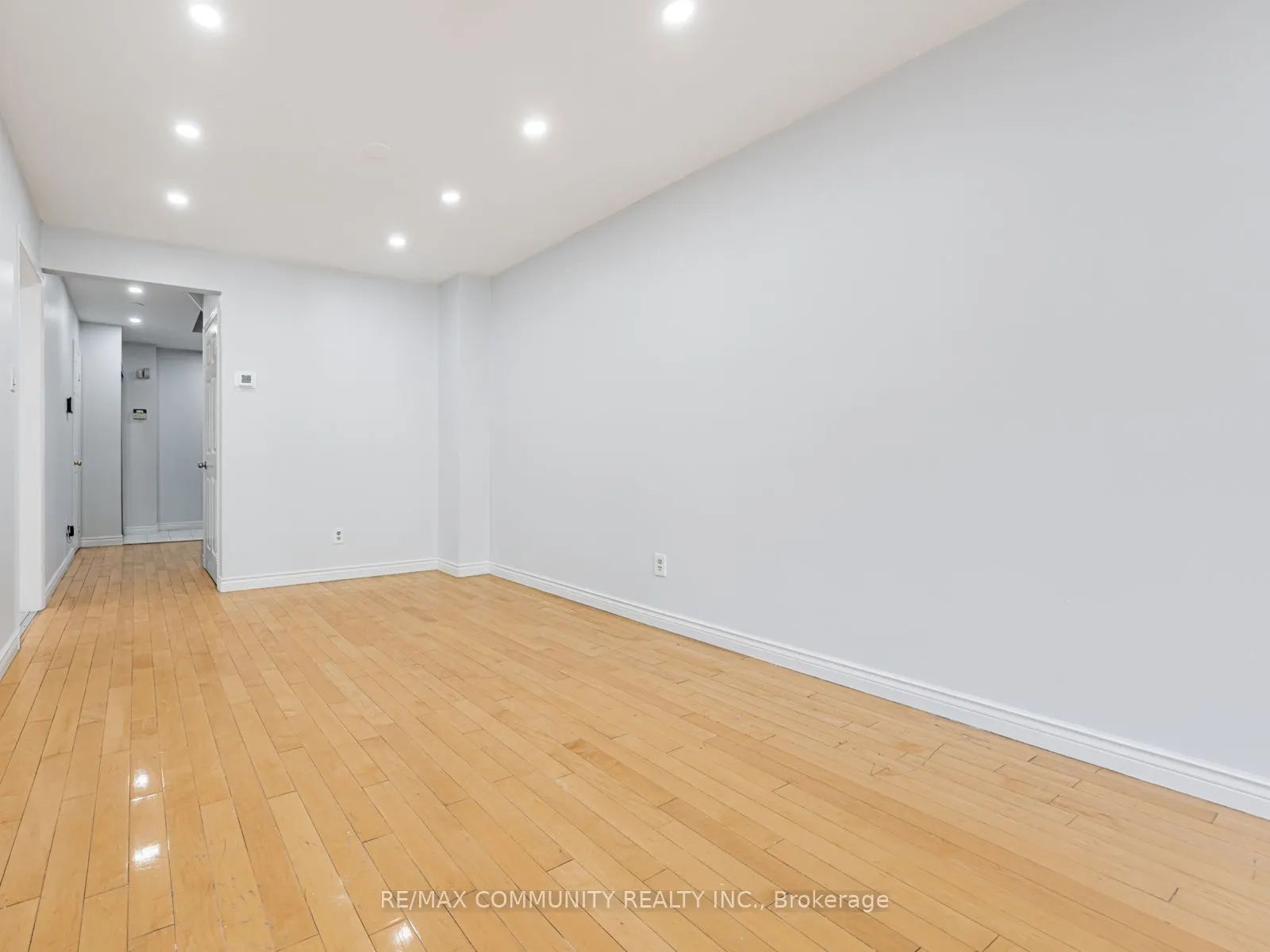 95 Ketchum Crescent