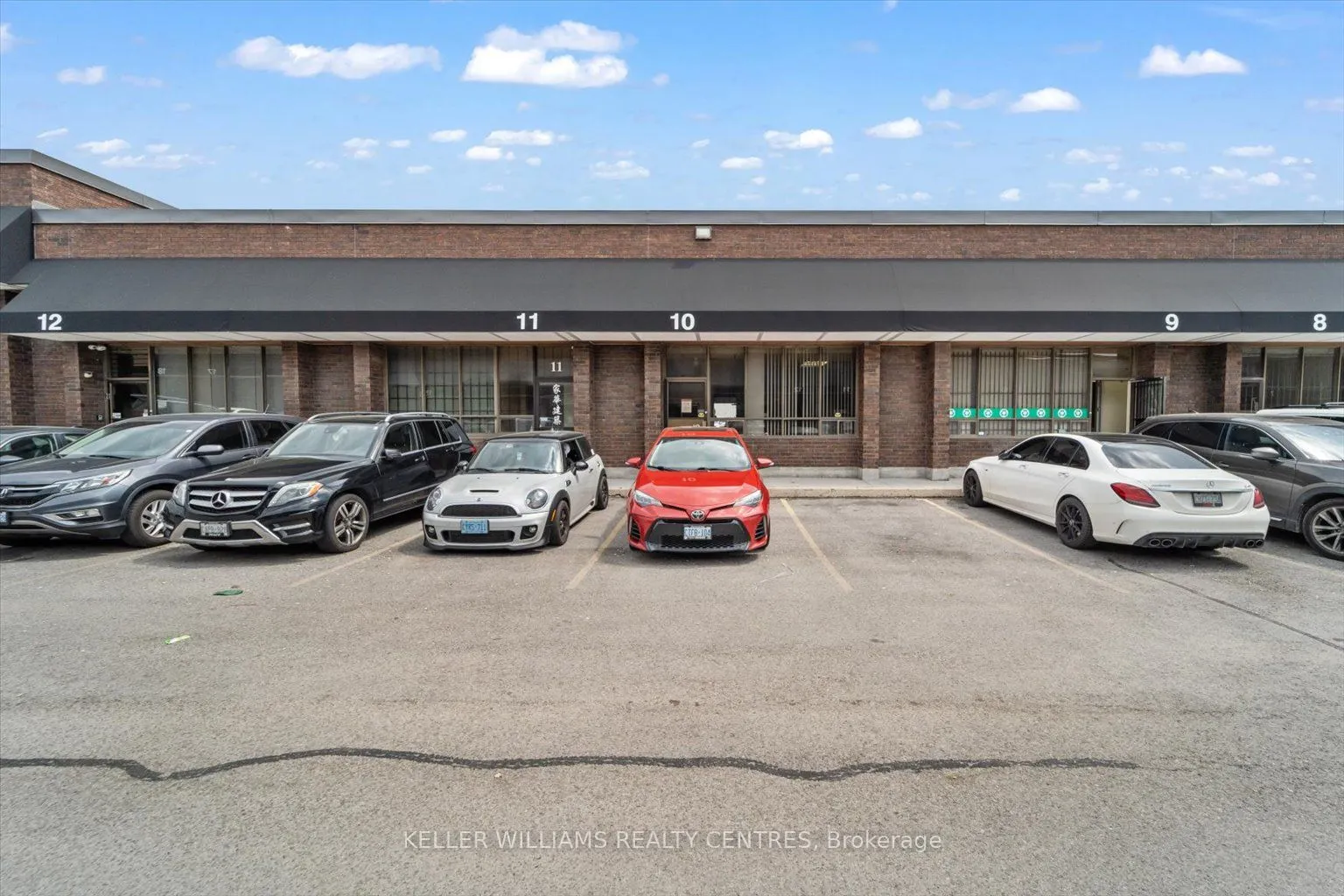 90 Esna Park Drive, #10