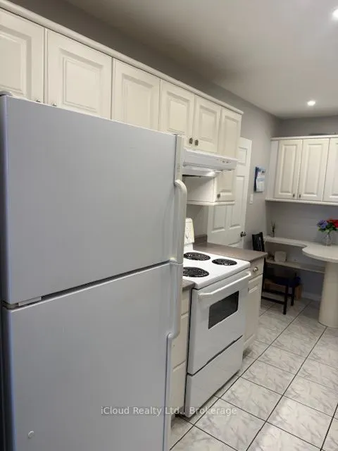 11 Plaisance Rd Road E, #42