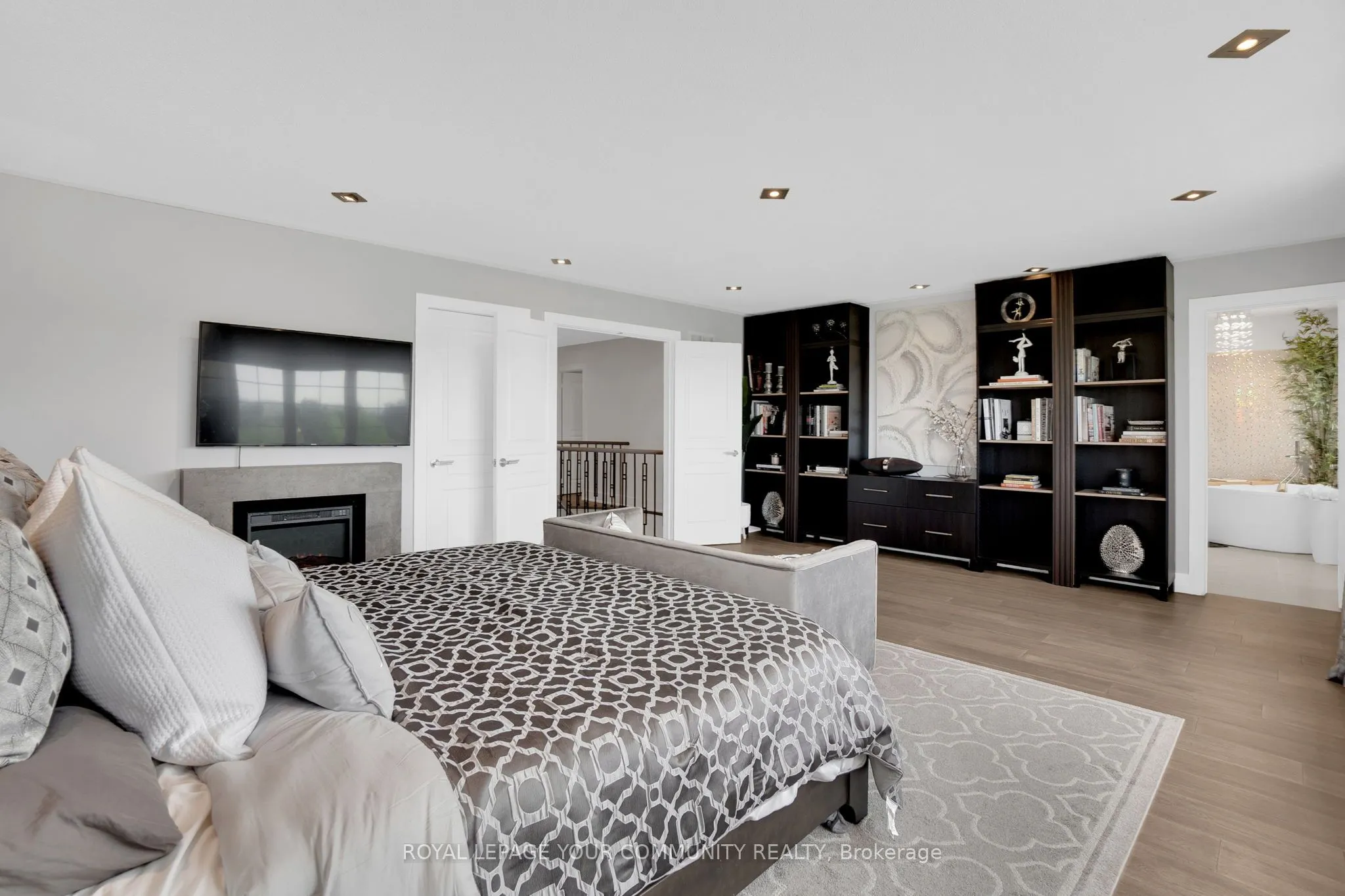 130 Santa Amato Crescent